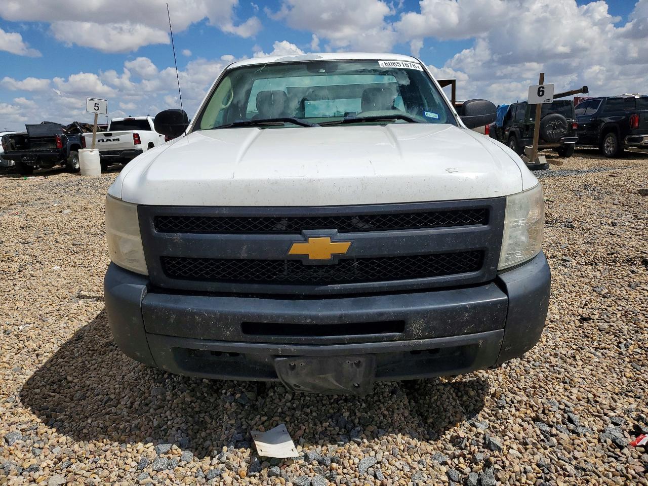2012 Chevrolet Silverado C1500 White vin: 1GCNCPEX8CZ130149
