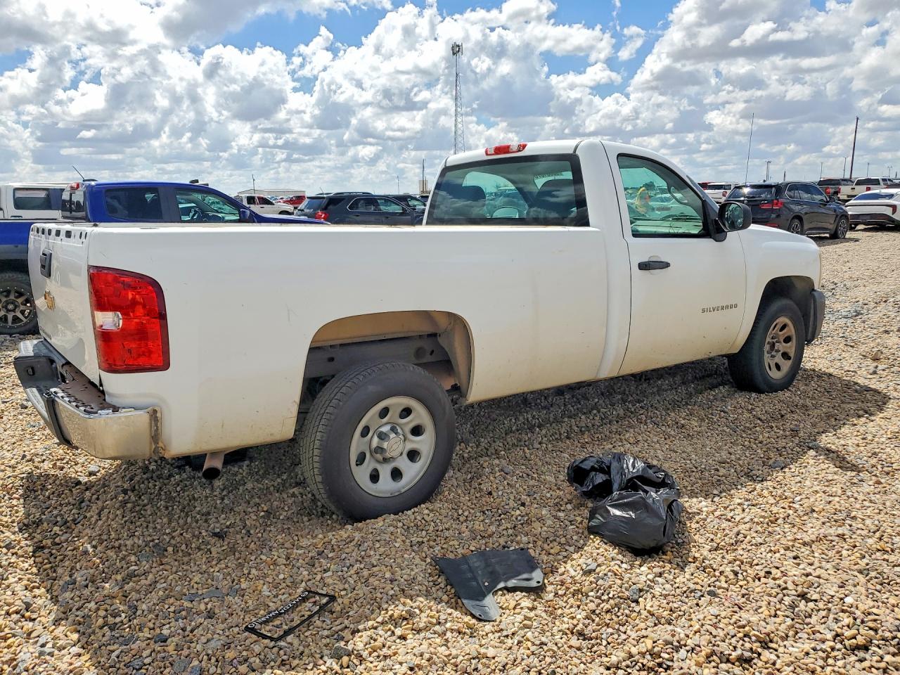 2012 Chevrolet Silverado C1500 White vin: 1GCNCPEX8CZ130149