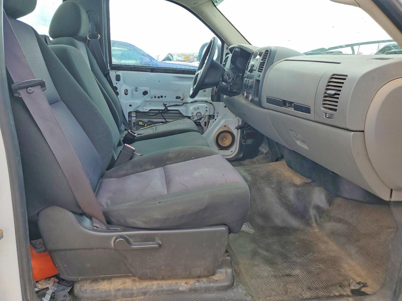 2012 Chevrolet Silverado C1500 White vin: 1GCNCPEX8CZ130149