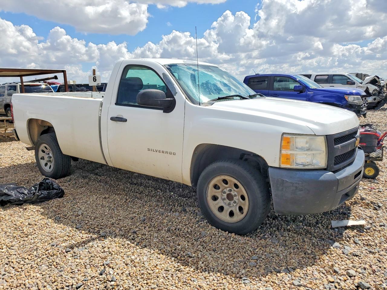 2012 Chevrolet Silverado C1500 White vin: 1GCNCPEX8CZ130149