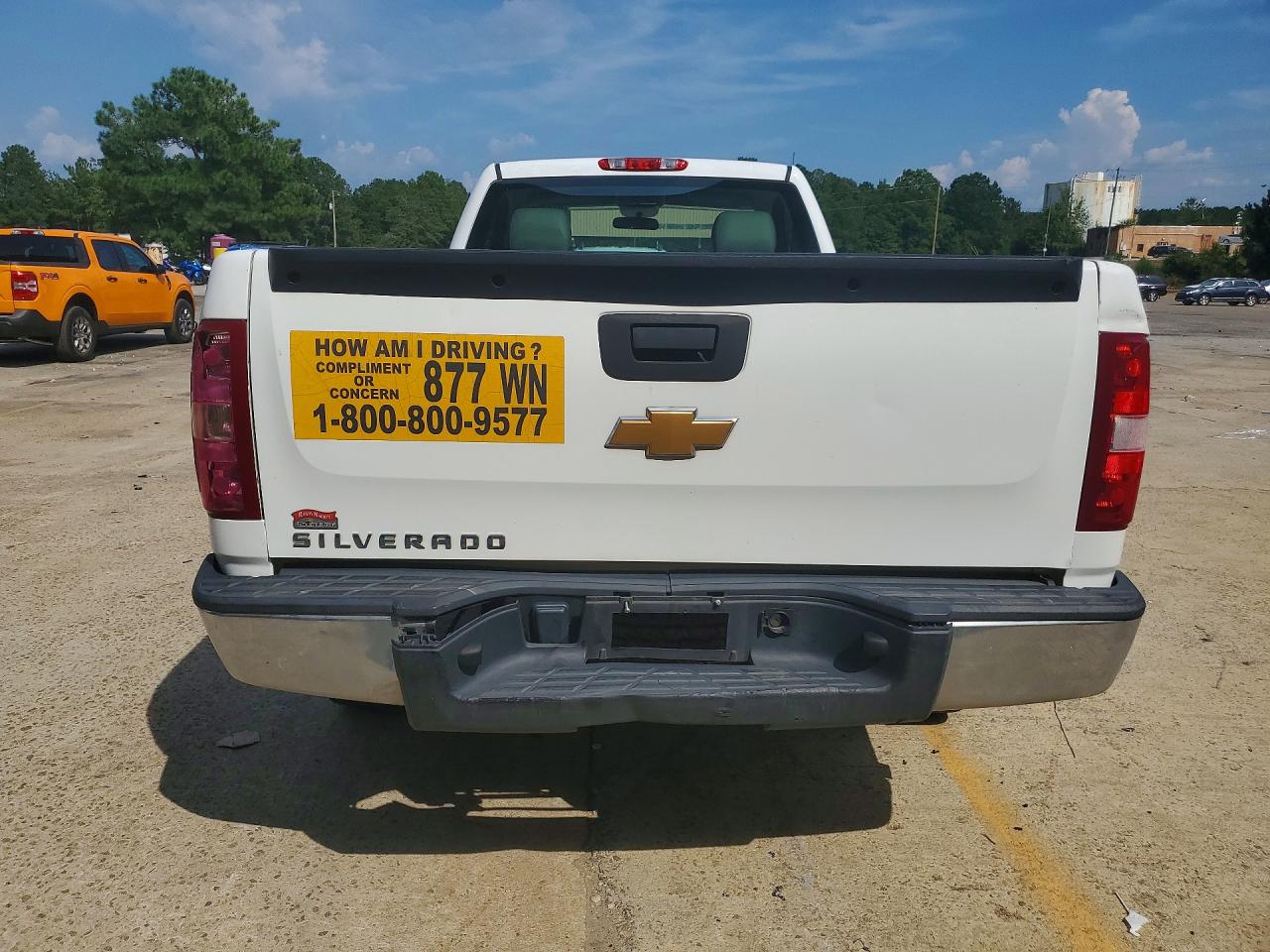 2012 Chevrolet Silverado C1500 White vin: 1GCNCPEX8CZ148957