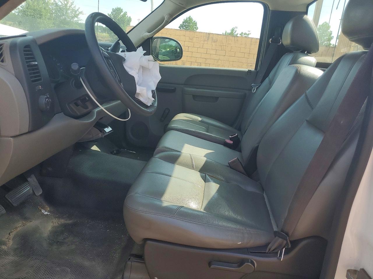 2012 Chevrolet Silverado C1500 White vin: 1GCNCPEX8CZ148957