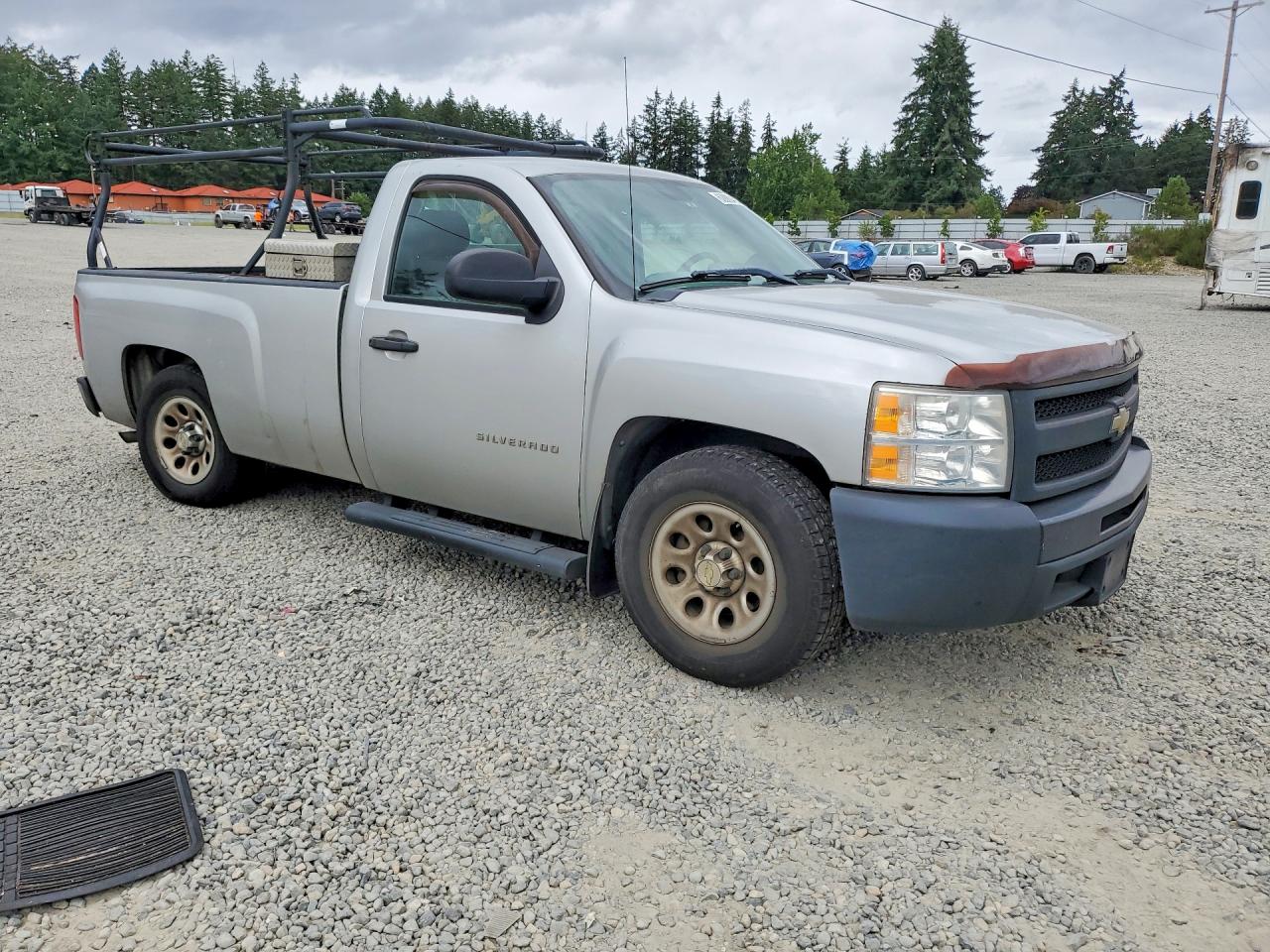 2011 Chevrolet Silverado C1500 Silver vin: 1GCNCPEX9BZ275540