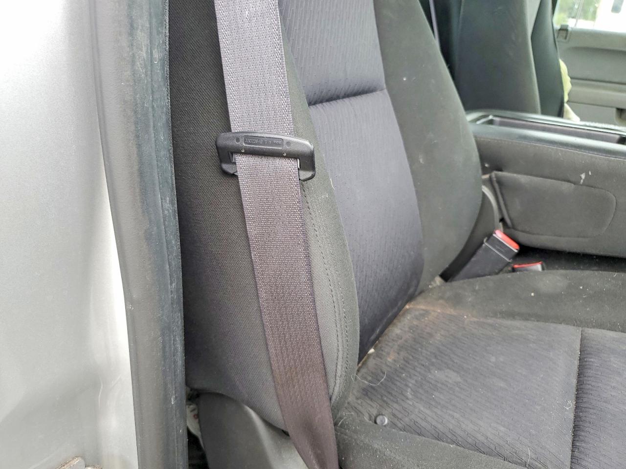 2011 Chevrolet Silverado C1500 Silver vin: 1GCNCPEX9BZ275540