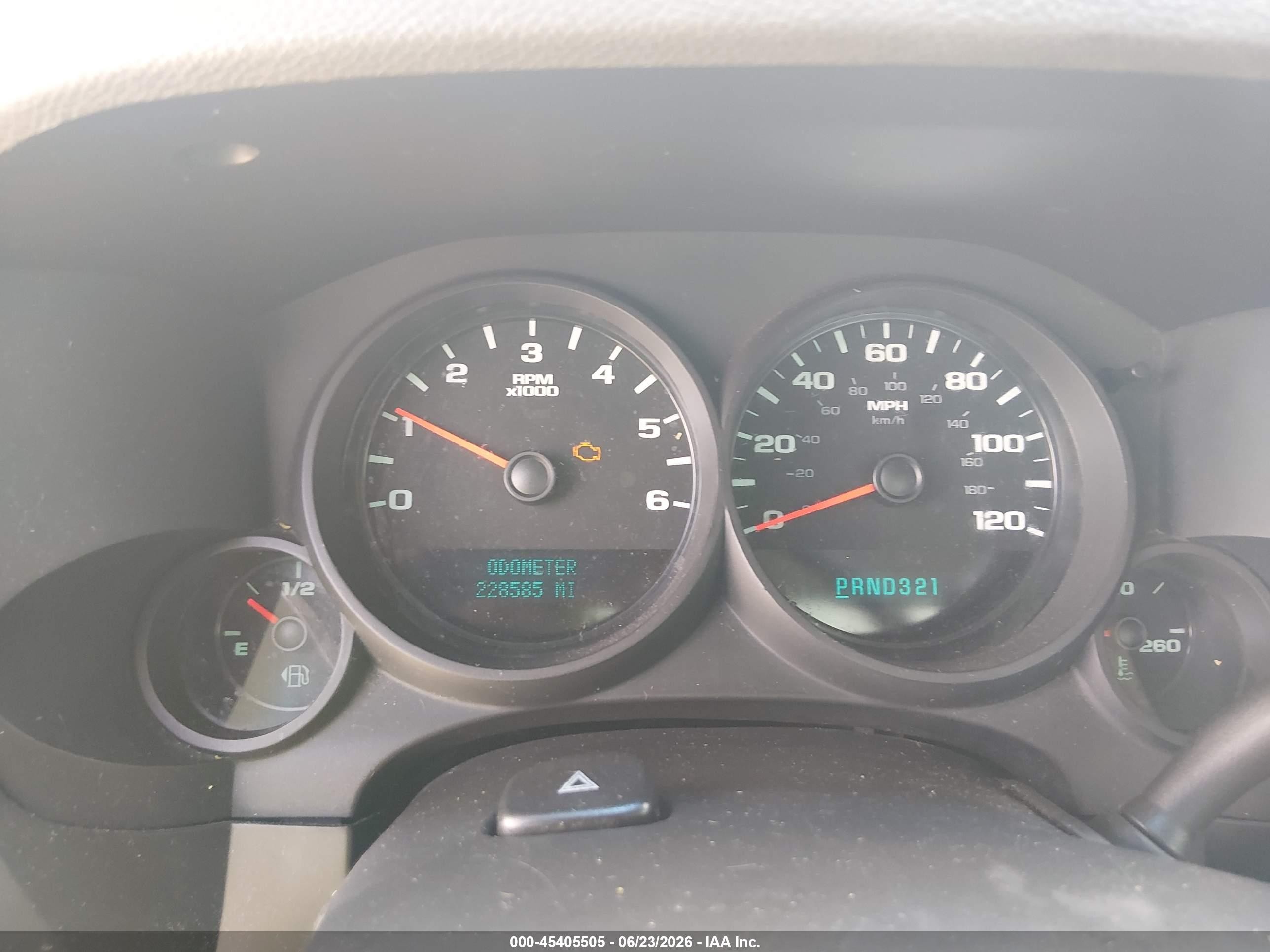 2011 Chevrolet Silverado 1500 Work Truck White vin: 1GCNCPEX9BZ382314
