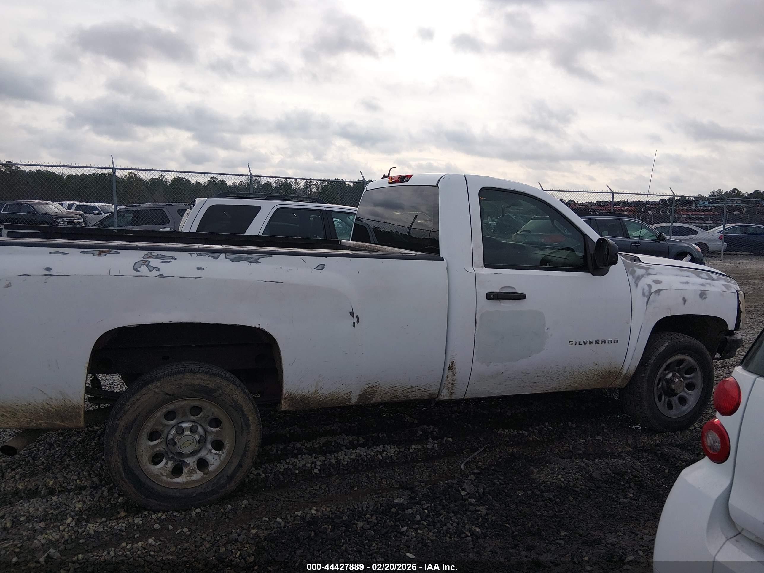 2013 Chevrolet Silverado 1500 Work Truck White vin: 1GCNCPEX9DZ185629