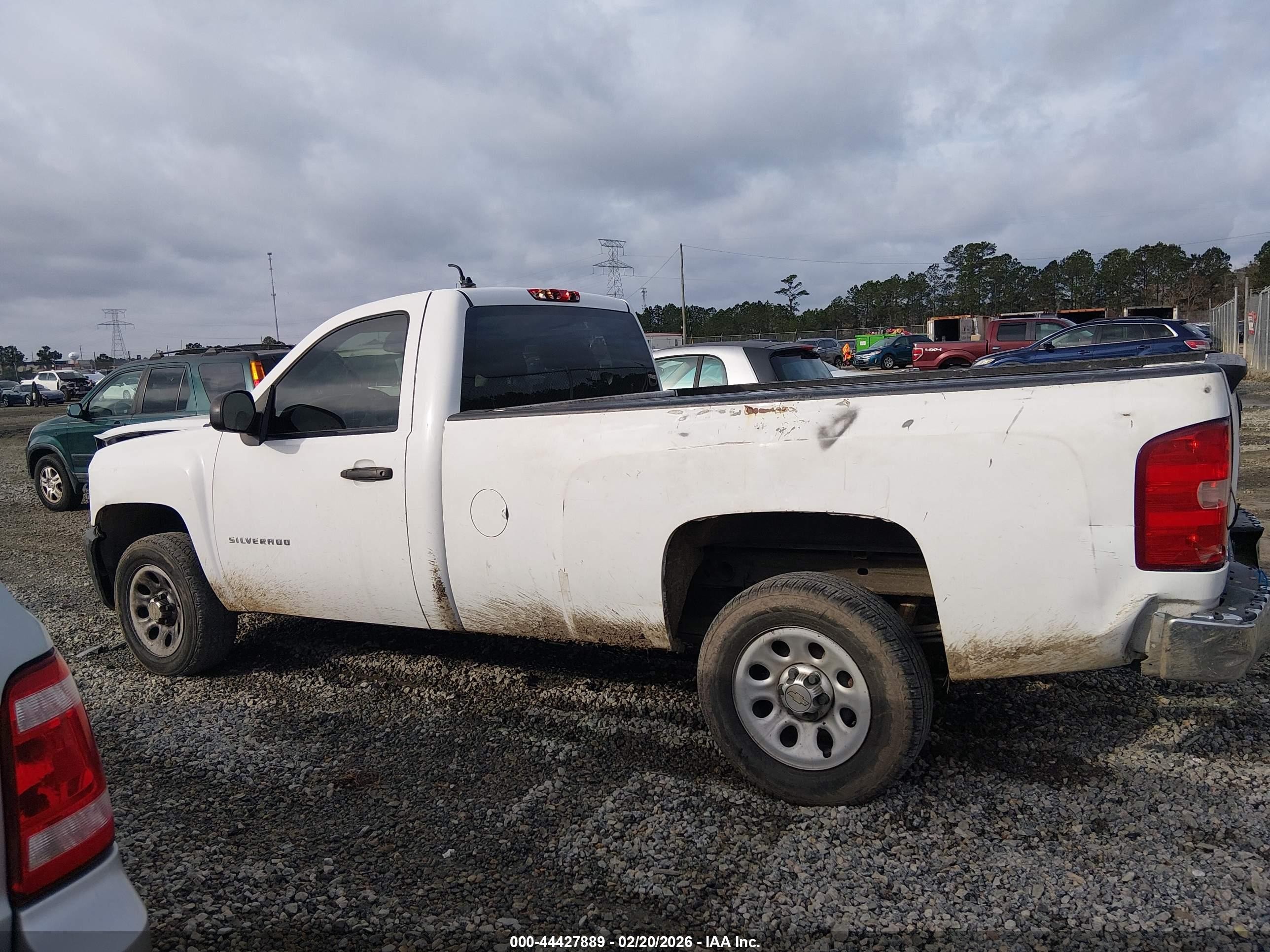 2013 Chevrolet Silverado 1500 Work Truck White vin: 1GCNCPEX9DZ185629