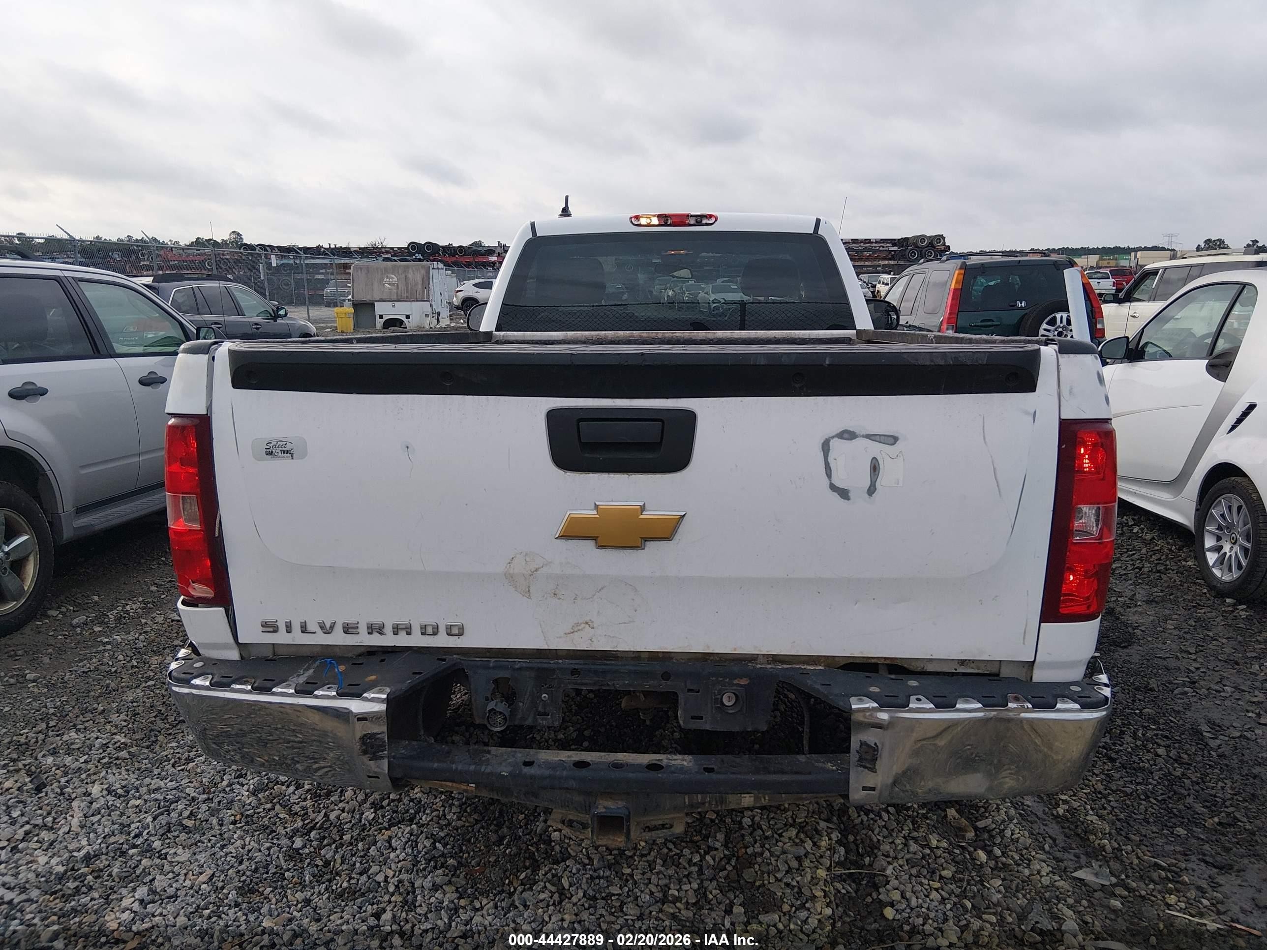 2013 Chevrolet Silverado 1500 Work Truck White vin: 1GCNCPEX9DZ185629