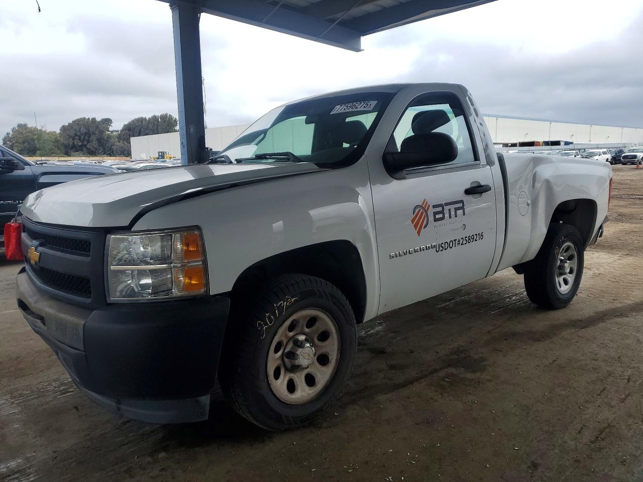 2011 Chevrolet Silverado C1500 White vin: 1GCNCPEXXBZ254017