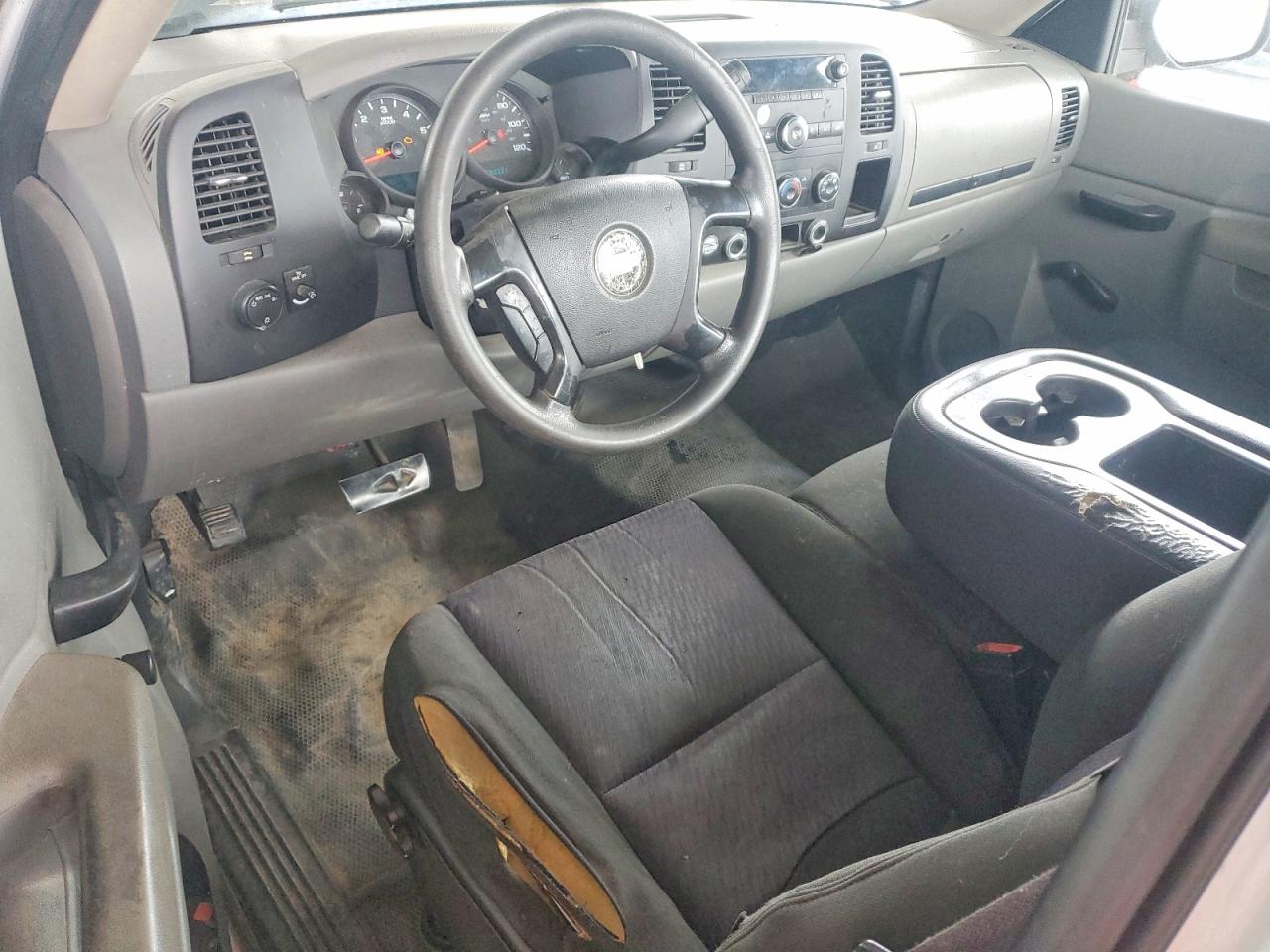 2011 Chevrolet Silverado C1500 White vin: 1GCNCPEXXBZ254017