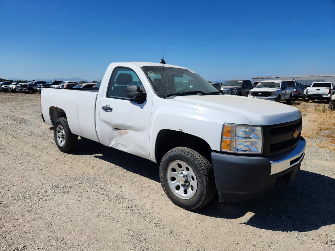 2012 Chevrolet Silverado C1500 White vin: 1GCNCPEXXCZ324598