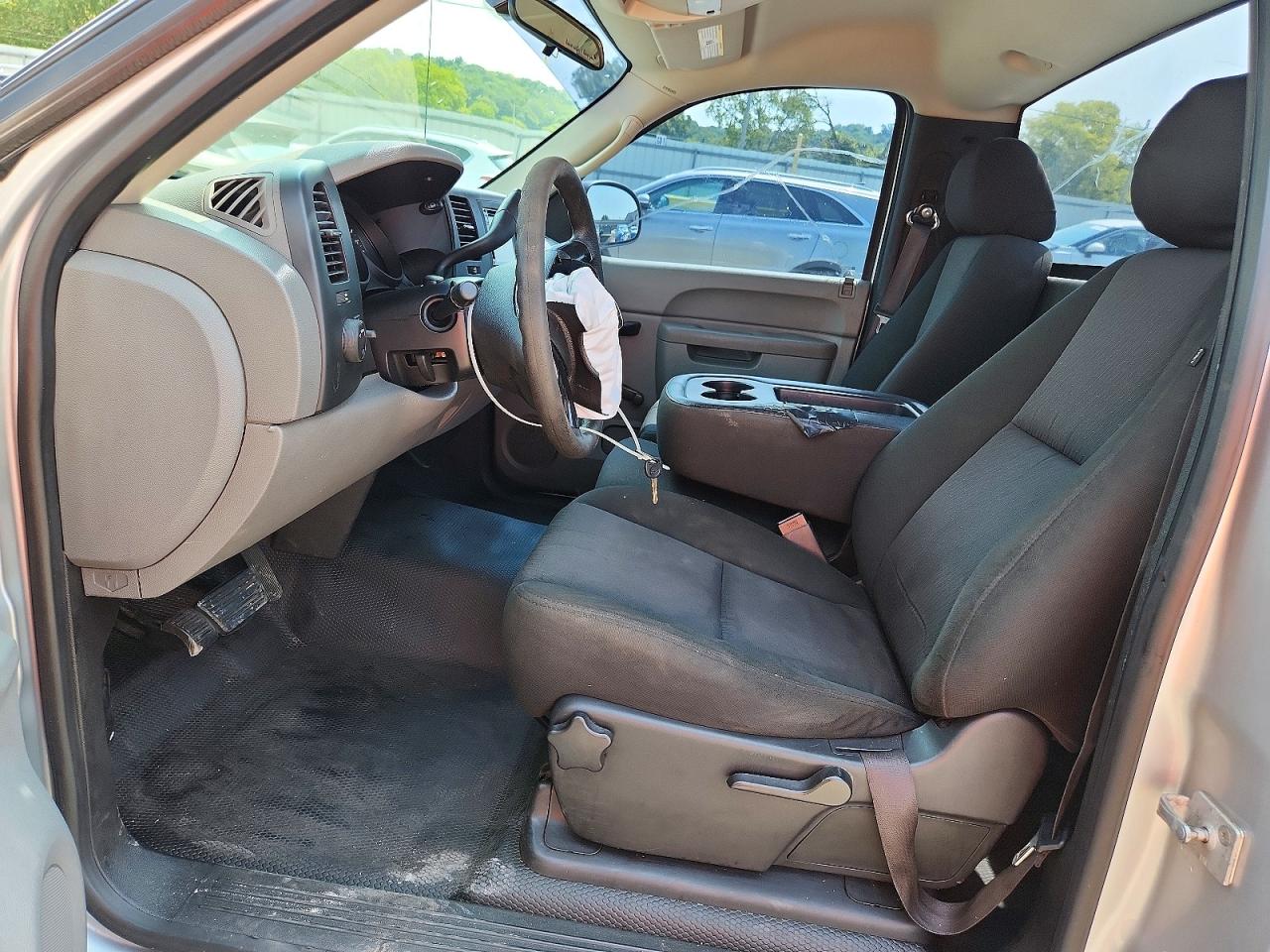 2013 Chevrolet Silverado C1500 Silver vin: 1GCNCPEXXDZ413105