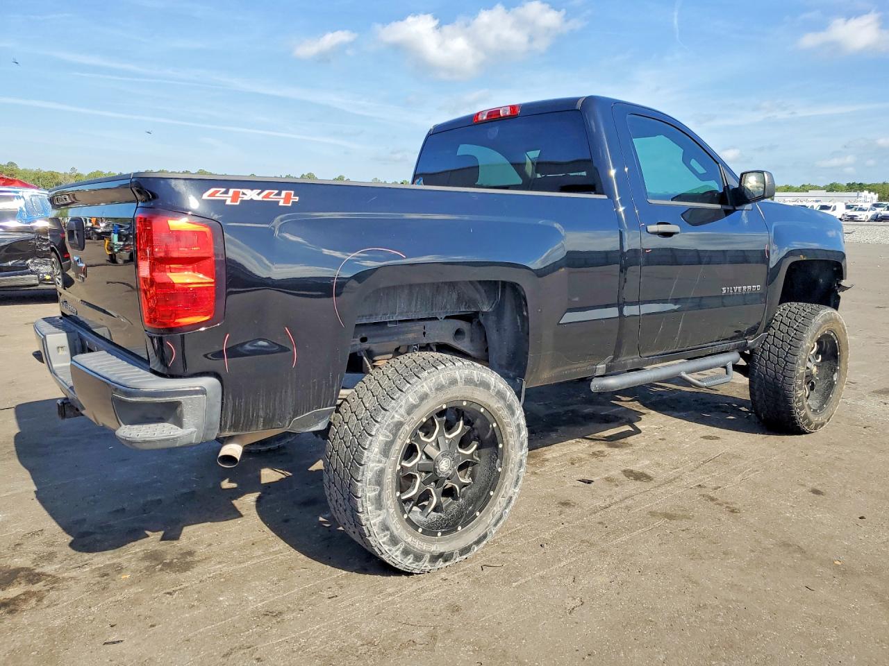 2017 Chevrolet Silverado K1500 Черный vin: 1GCNKNEC6HZ378105