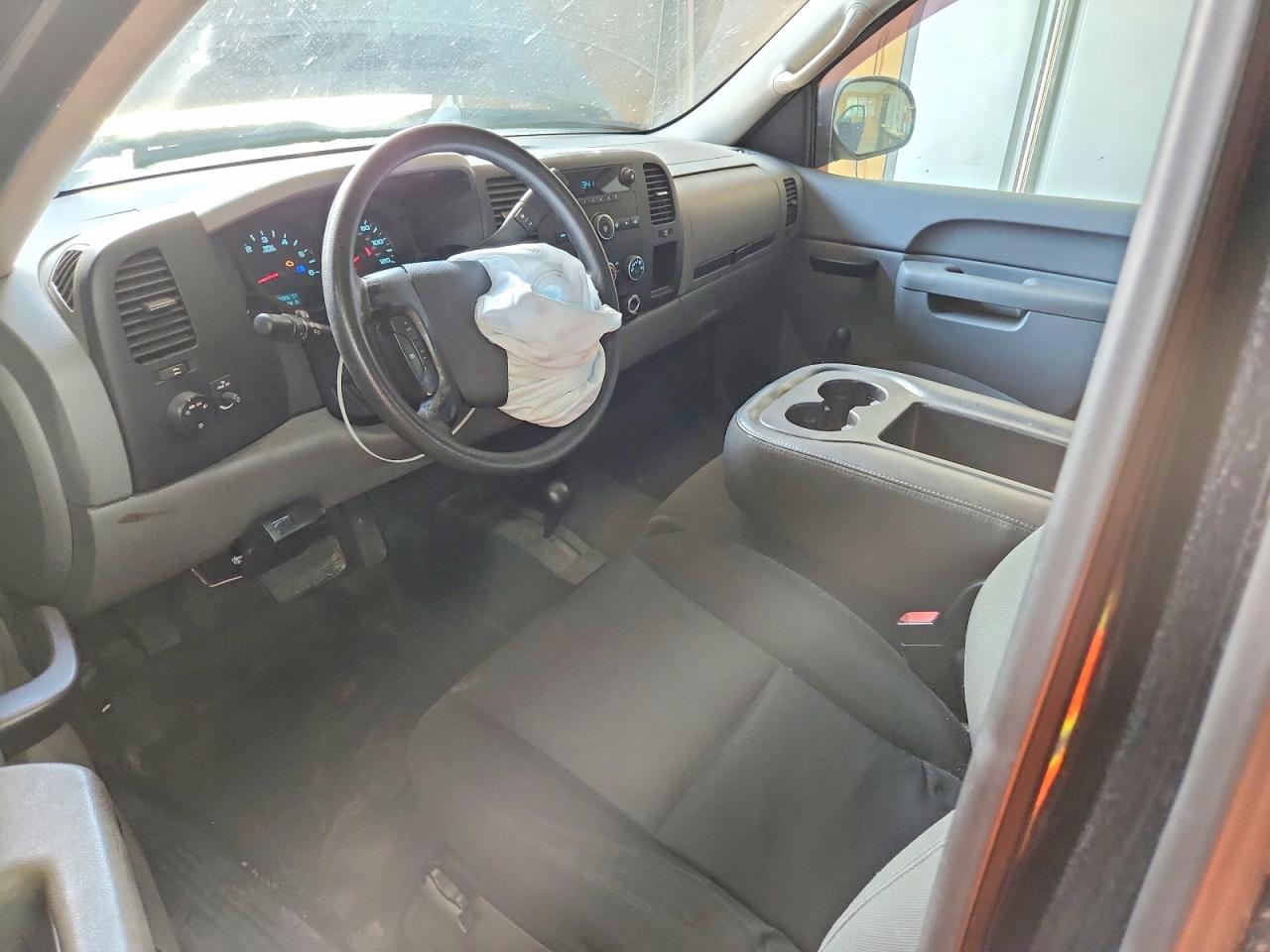 2011 Chevrolet Silverado K1500 Black vin: 1GCNKPE03BZ442030