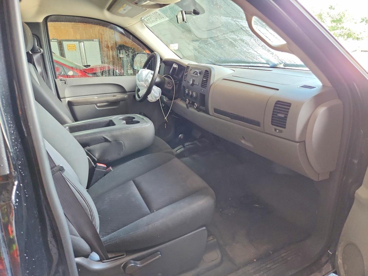 2011 Chevrolet Silverado K1500 Black vin: 1GCNKPE03BZ442030
