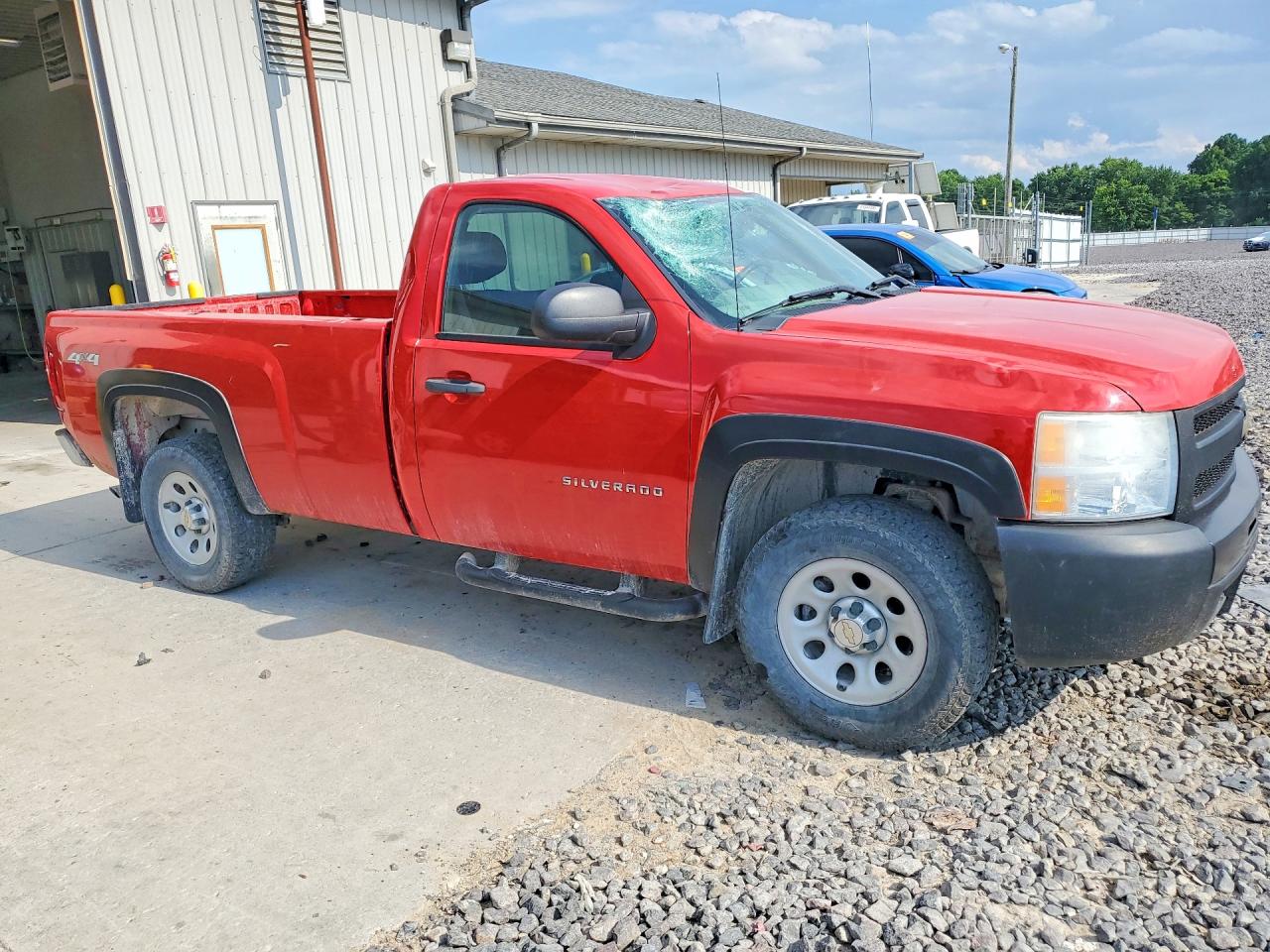 2011 Chevrolet Silverado K1500 Red vin: 1GCNKPE04BZ358993