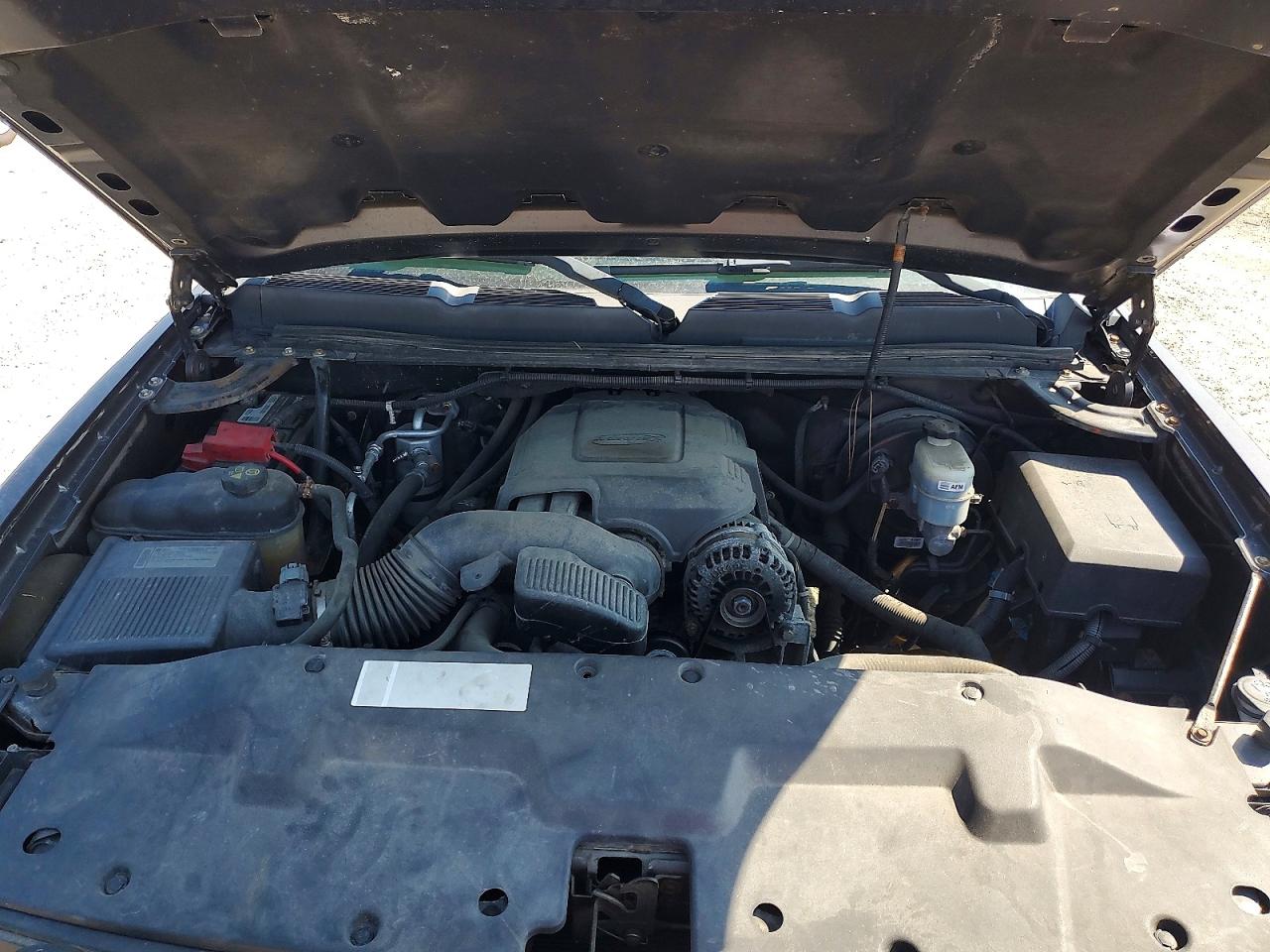 2011 Chevrolet Silverado K1500 Gray vin: 1GCNKPE06BZ130400