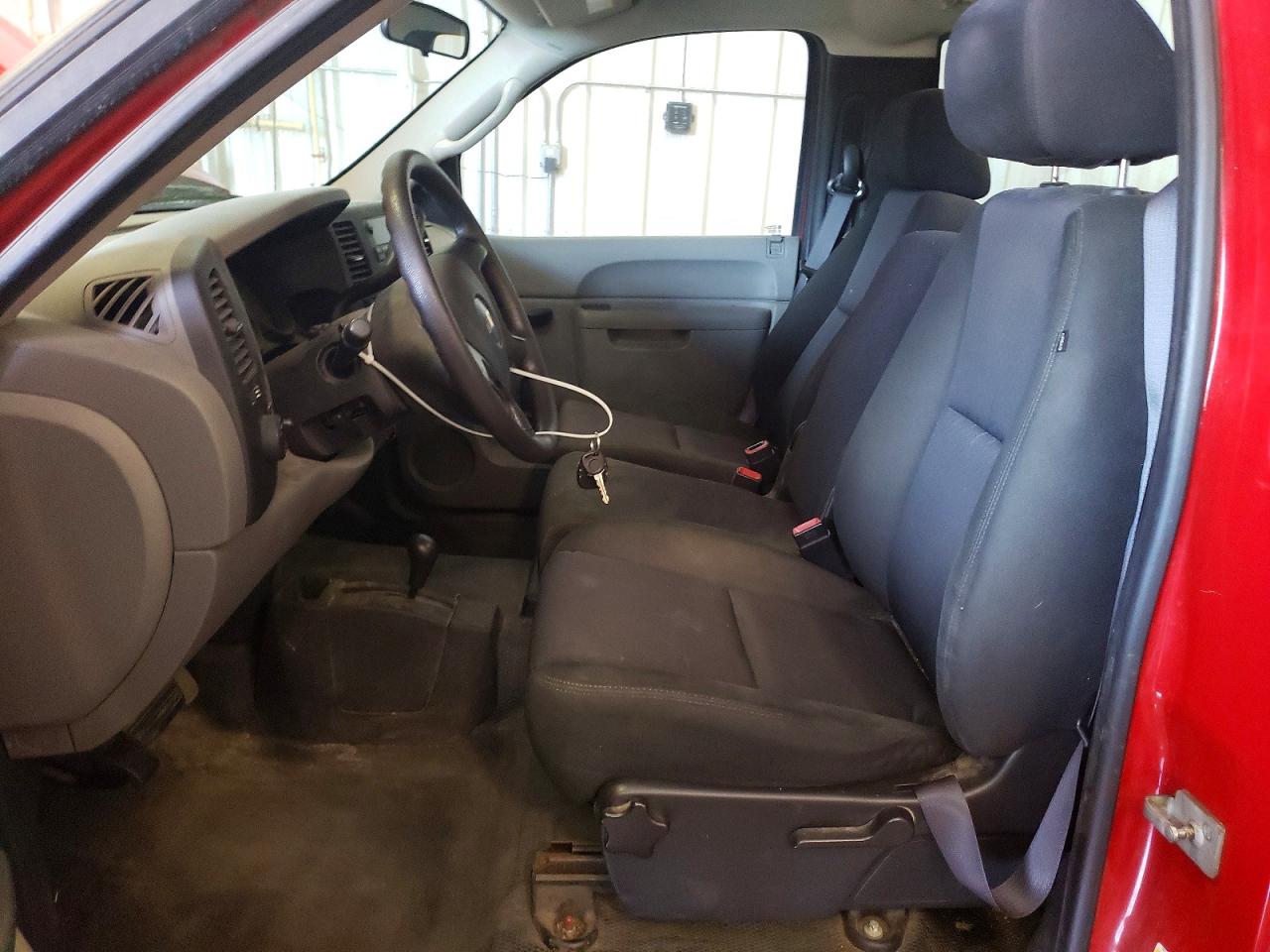 2011 Chevrolet Silverado K1500 Красный vin: 1GCNKPE09BZ324273
