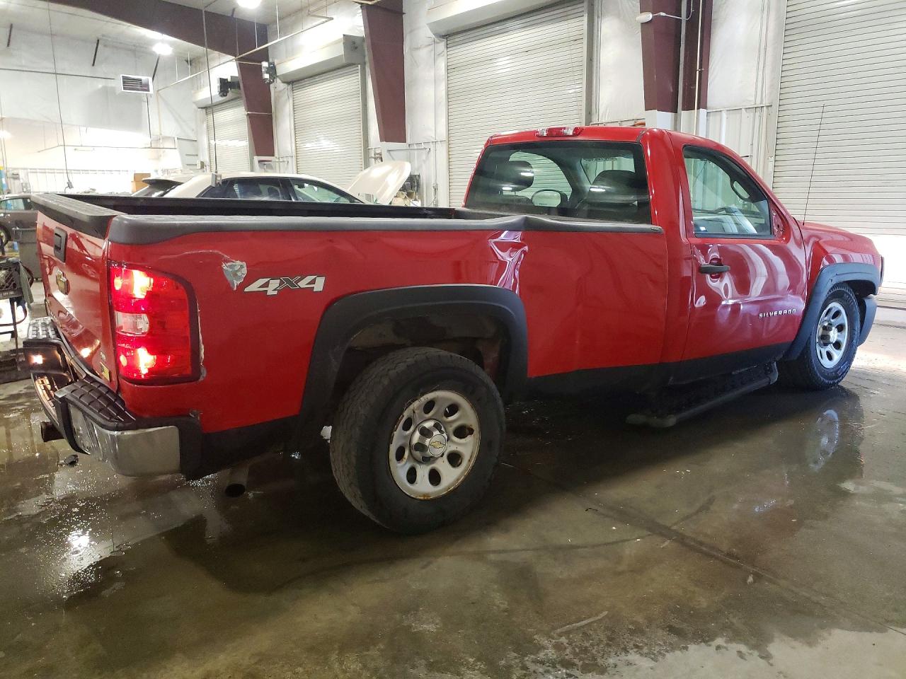 2011 Chevrolet Silverado K1500 Красный vin: 1GCNKPE09BZ324273