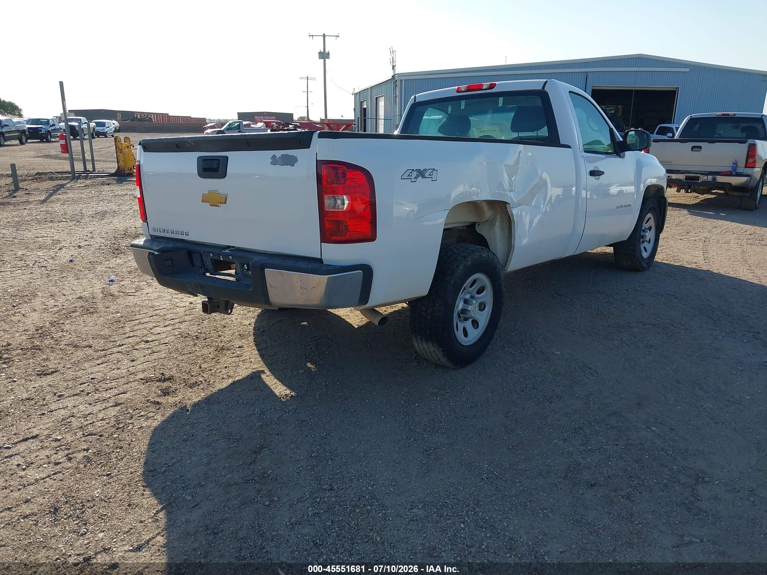 2013 Chevrolet Silverado 1500 Work Truck White vin: 1GCNKPE0XDZ168991