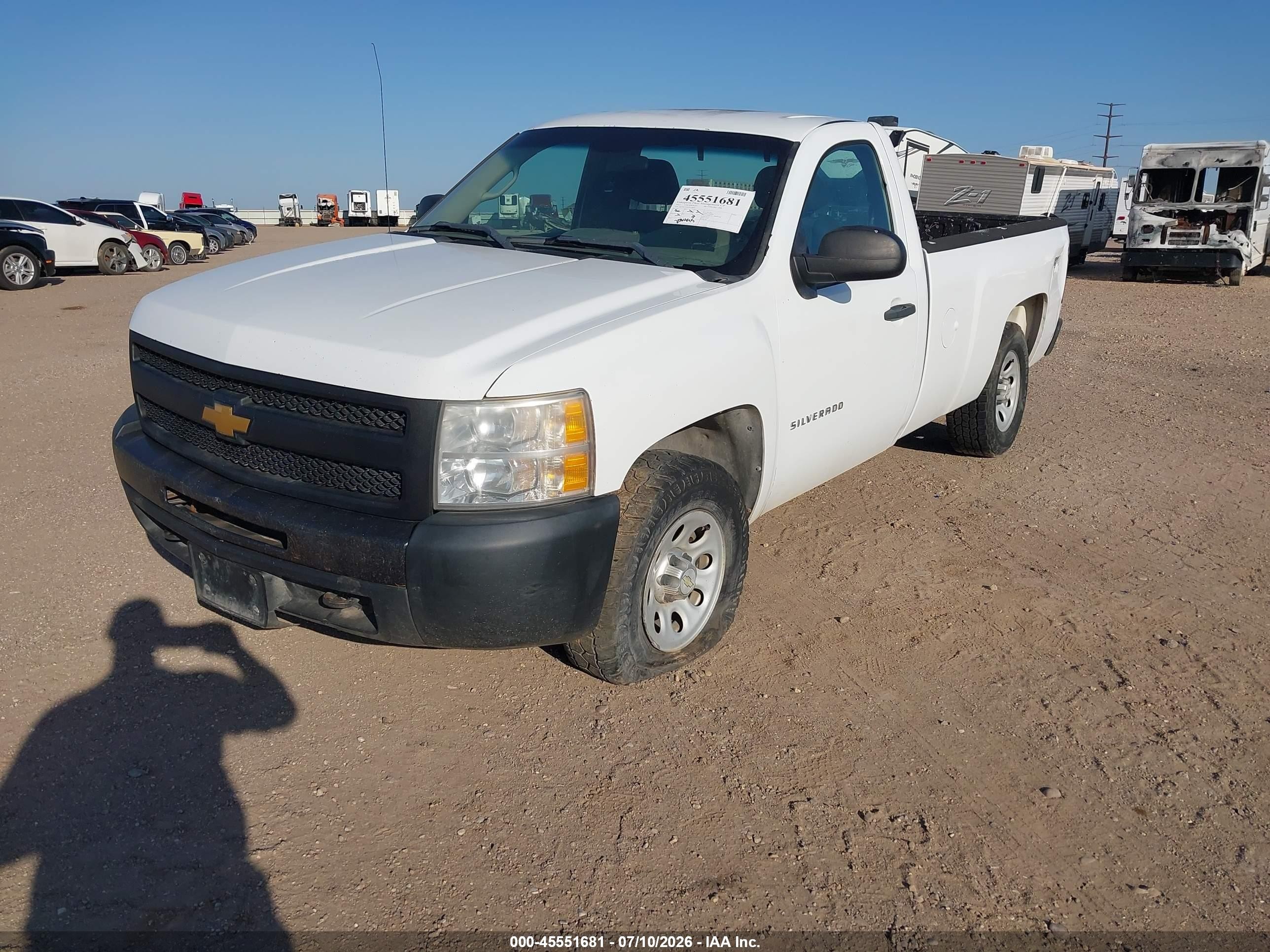 2013 Chevrolet Silverado 1500 Work Truck White vin: 1GCNKPE0XDZ168991