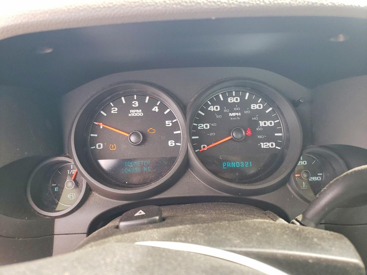 2011 Chevrolet Silverado K1500 Silver vin: 1GCNKPEA0BF157084