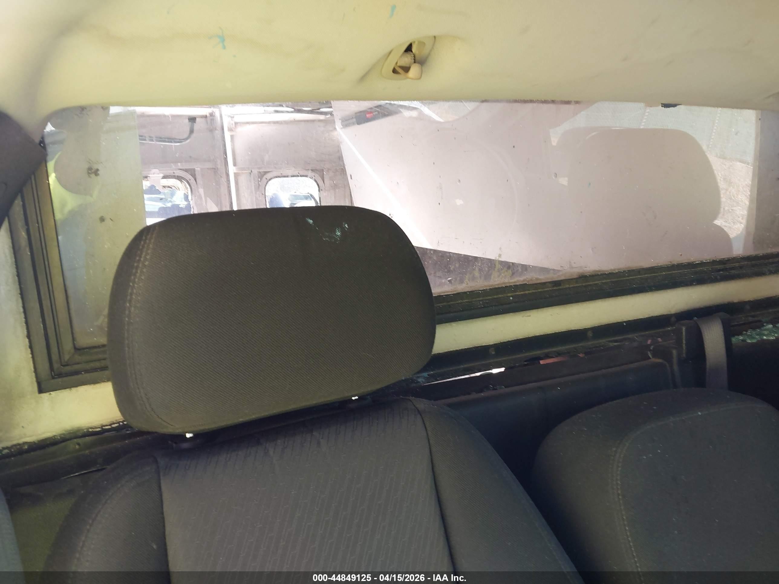 2011 Chevrolet Silverado 1500 Work Truck White vin: 1GCNKPEA1BZ257337