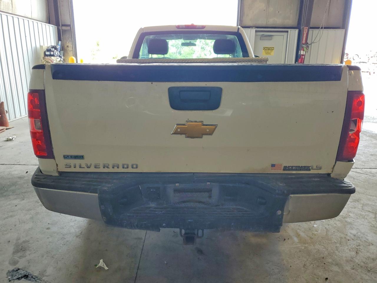 2012 Chevrolet Silverado K1500 Белый vin: 1GCNKPEA2CZ272477