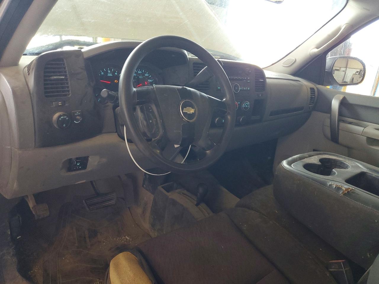 2012 Chevrolet Silverado K1500 Белый vin: 1GCNKPEA2CZ272477