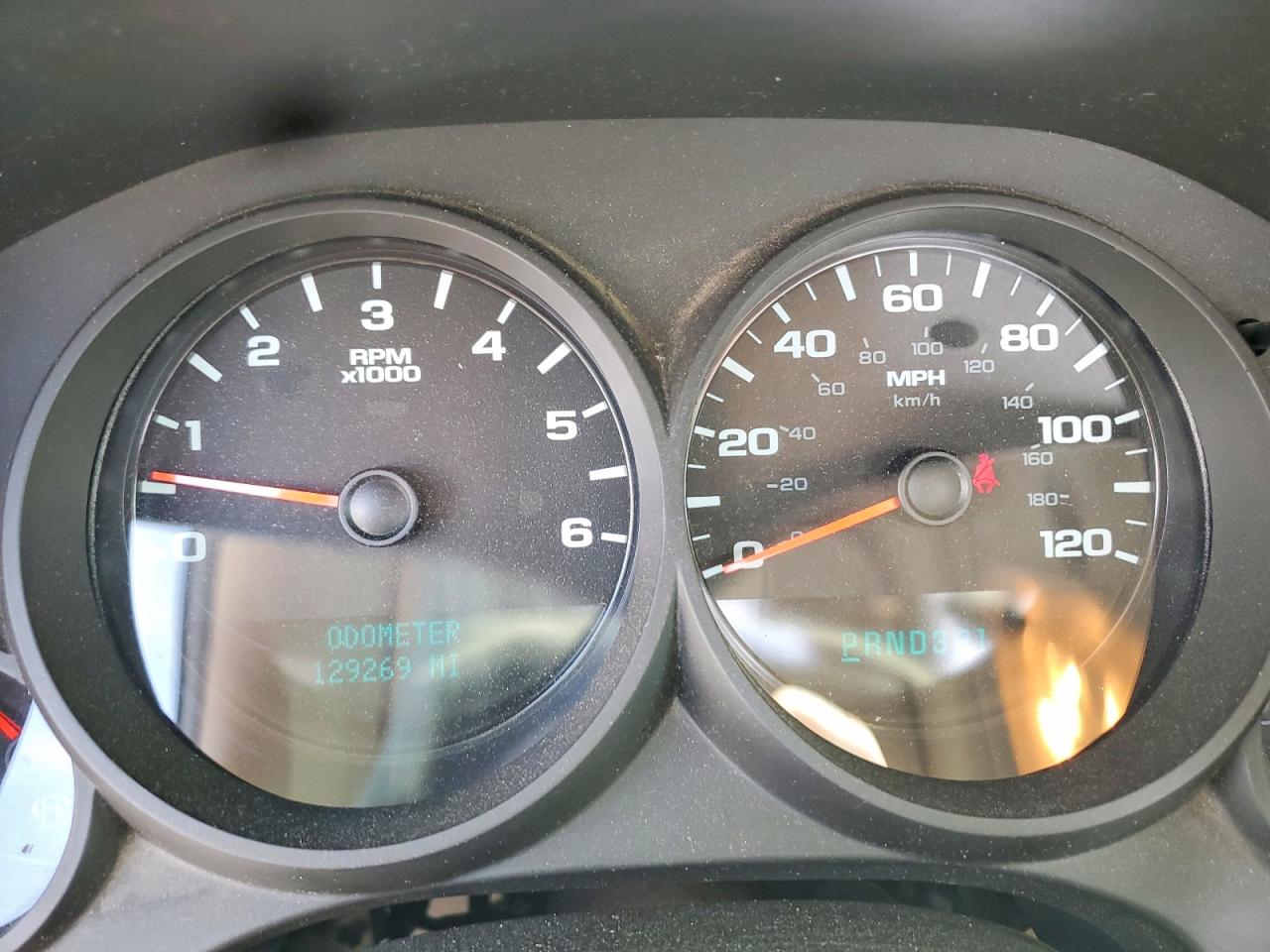 2013 Chevrolet Silverado K1500 Белый vin: 1GCNKPEA2DZ280225