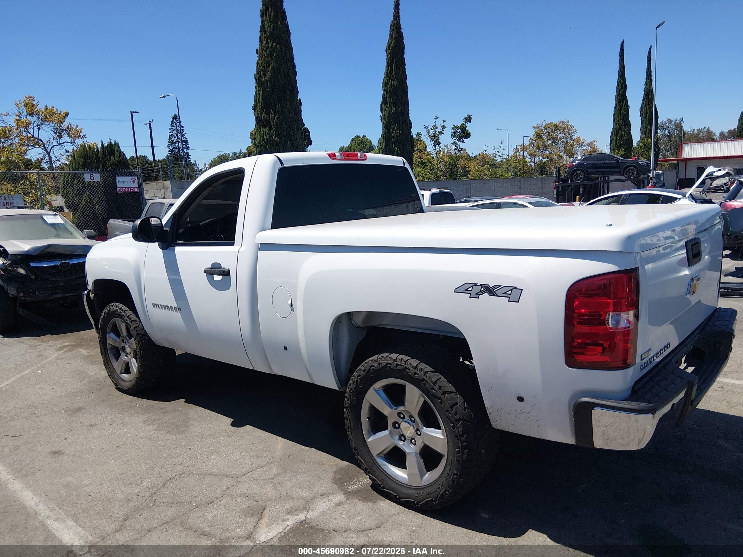 2011 Chevrolet Silverado 1500 Work Truck Черный vin: 1GCNKPEA3BZ415922