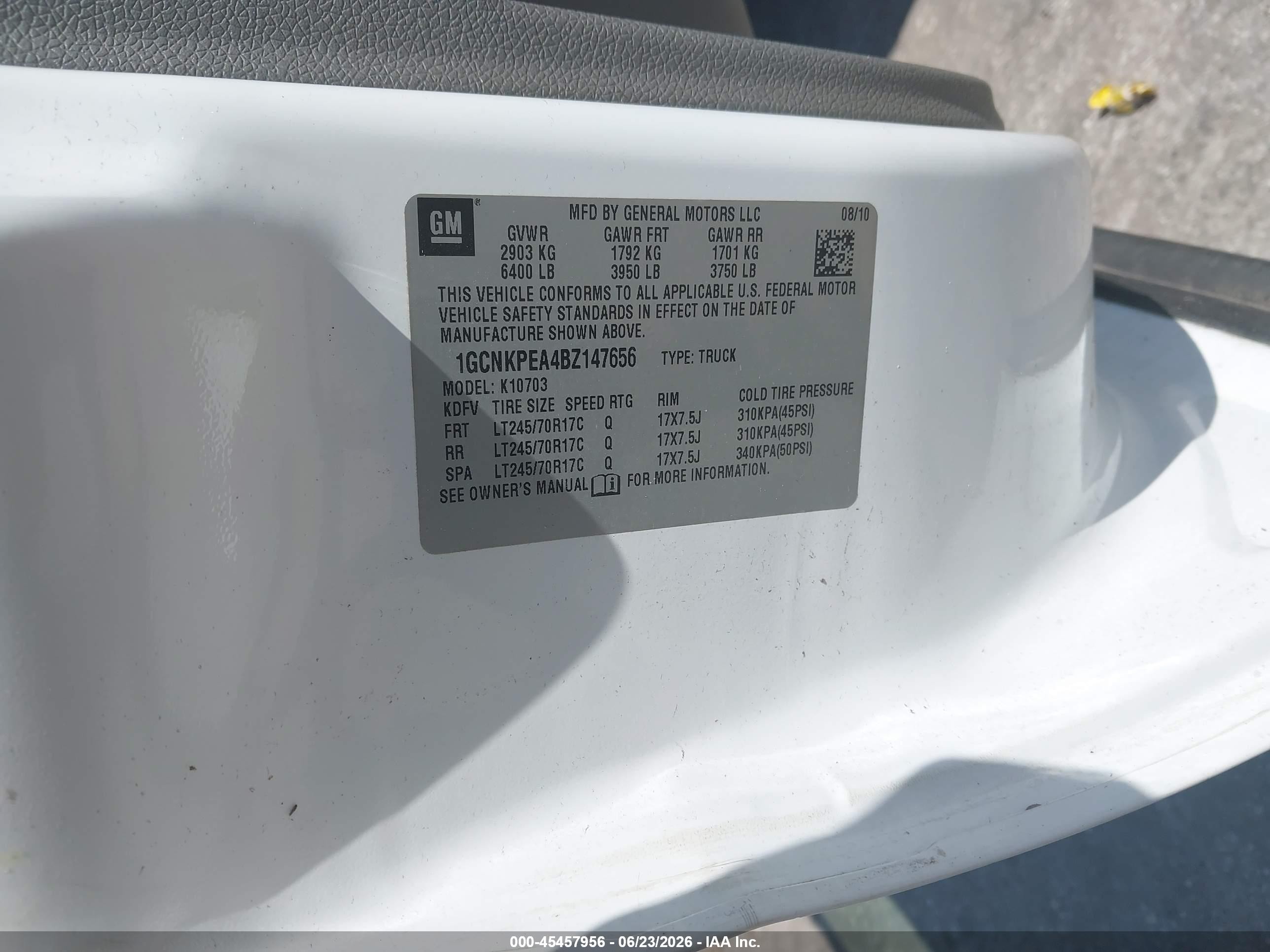 2011 Chevrolet Silverado 1500 Work Truck White vin: 1GCNKPEA4BZ147656