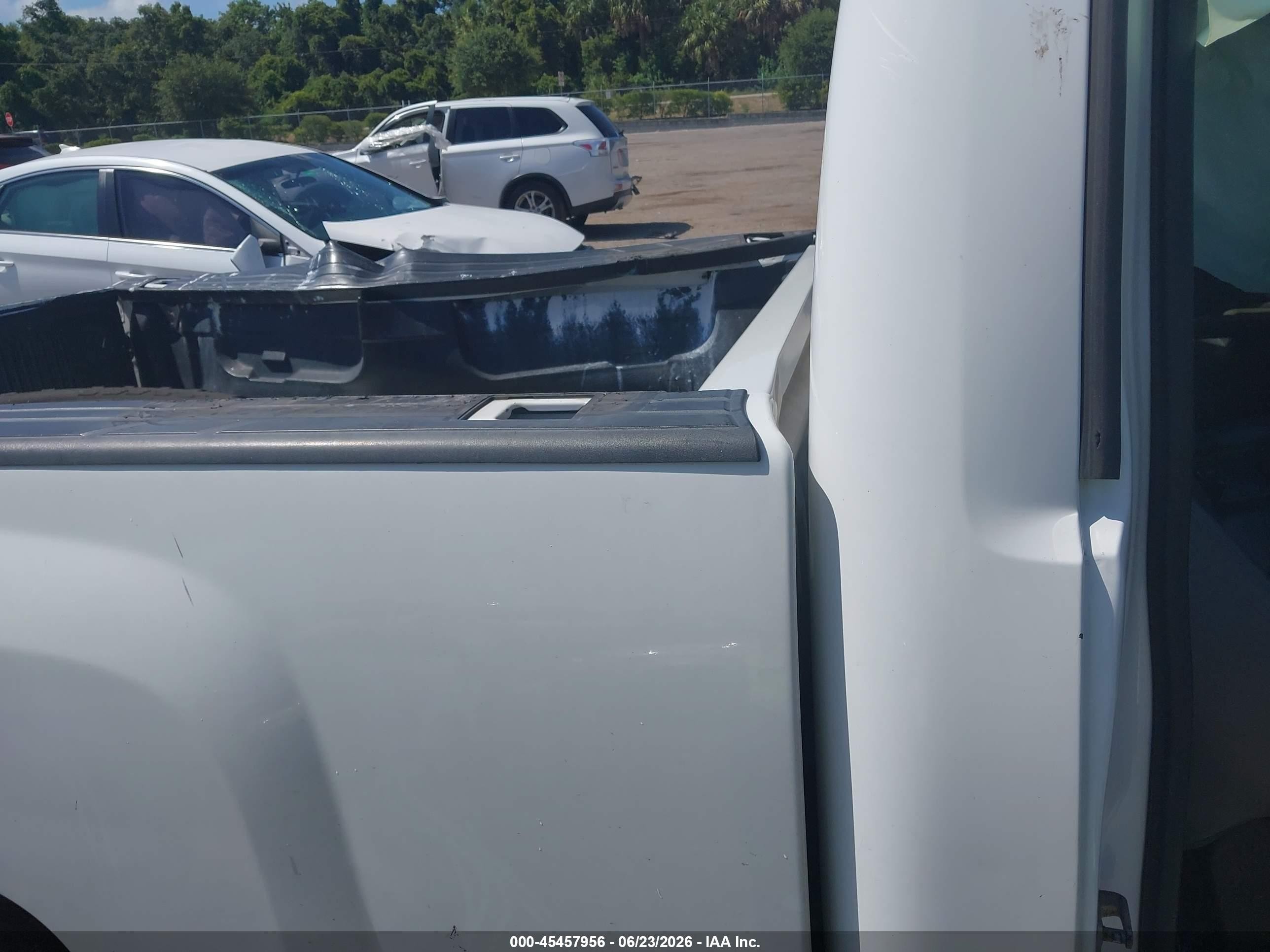 2011 Chevrolet Silverado 1500 Work Truck White vin: 1GCNKPEA4BZ147656