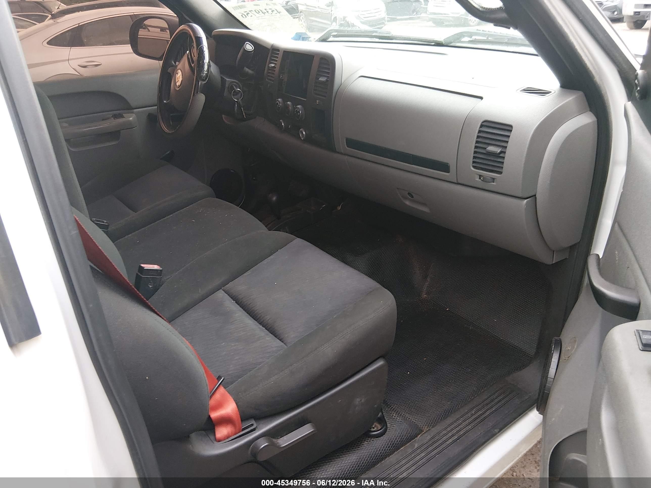 2011 Chevrolet Silverado 1500 Work Truck White vin: 1GCNKPEA4BZ230875