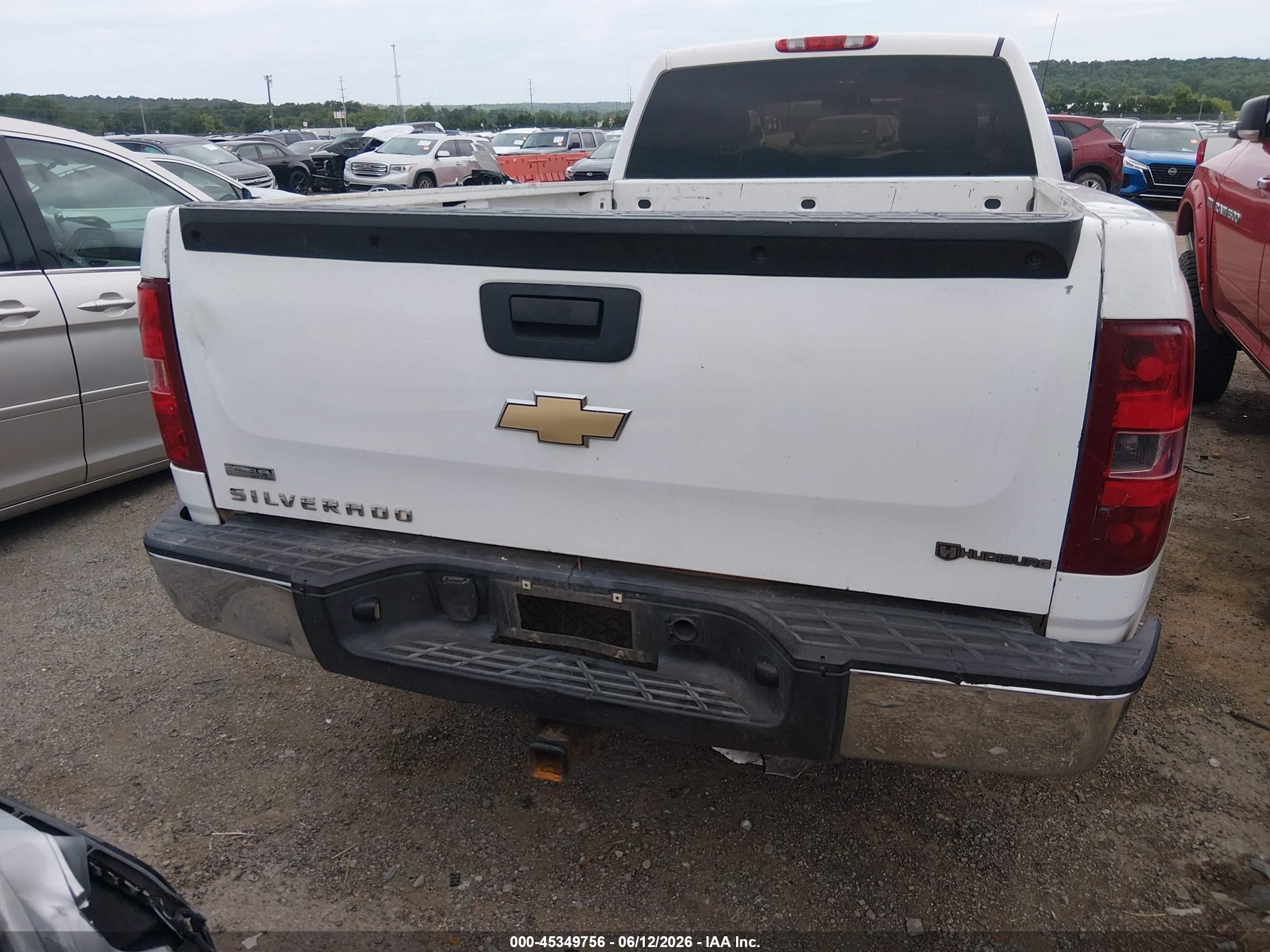 2011 Chevrolet Silverado 1500 Work Truck White vin: 1GCNKPEA4BZ230875
