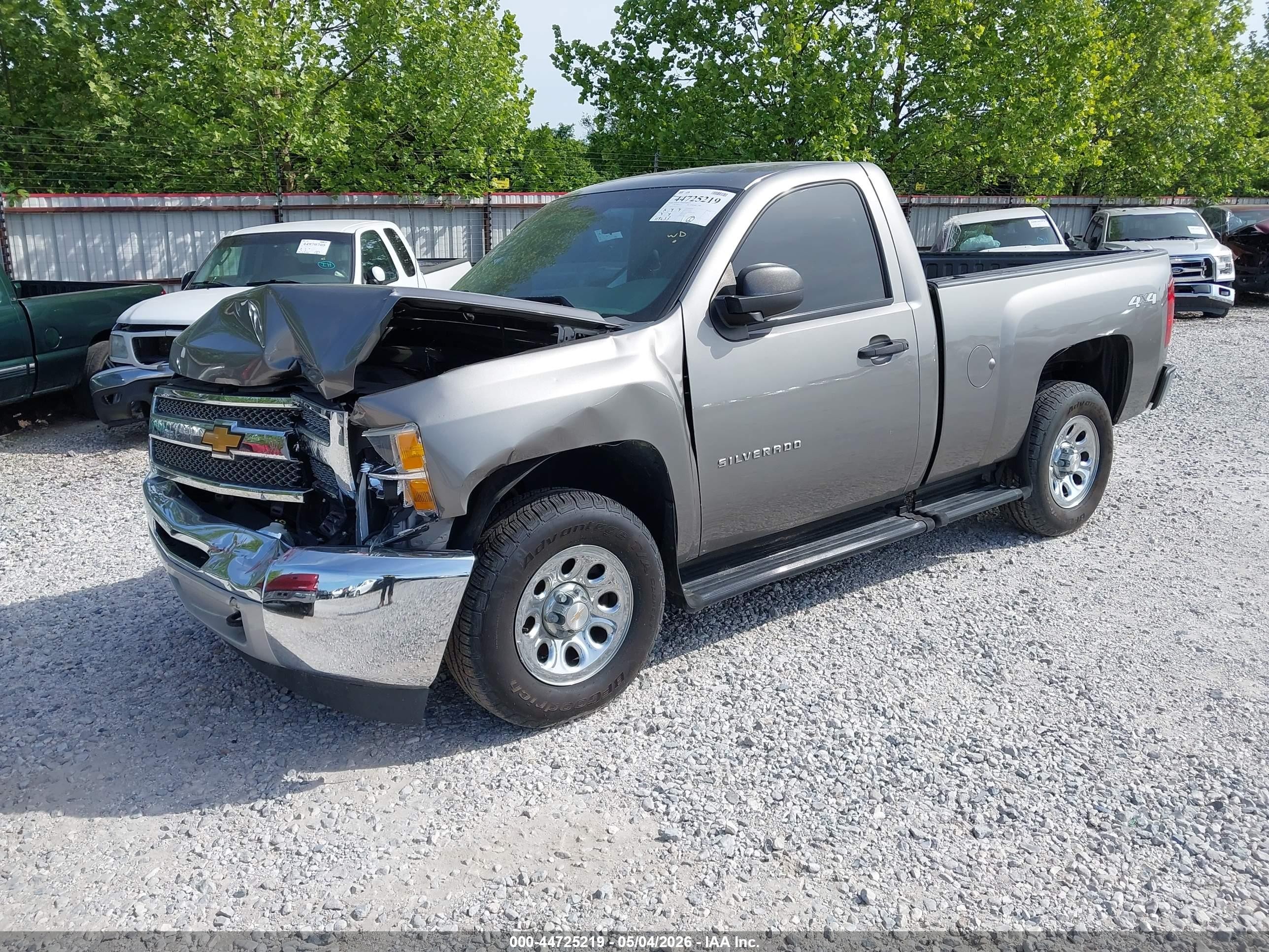 2013 Chevrolet Silverado 1500 Work Truck Серый vin: 1GCNKPEA7DZ314773