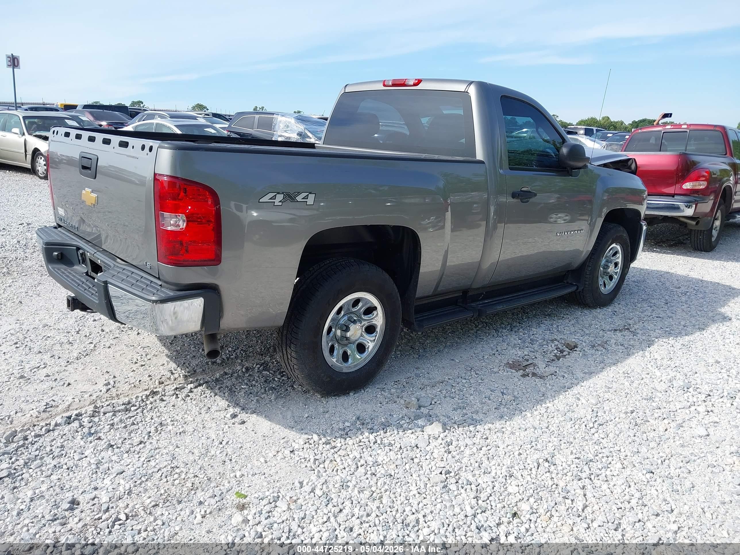2013 Chevrolet Silverado 1500 Work Truck Серый vin: 1GCNKPEA7DZ314773