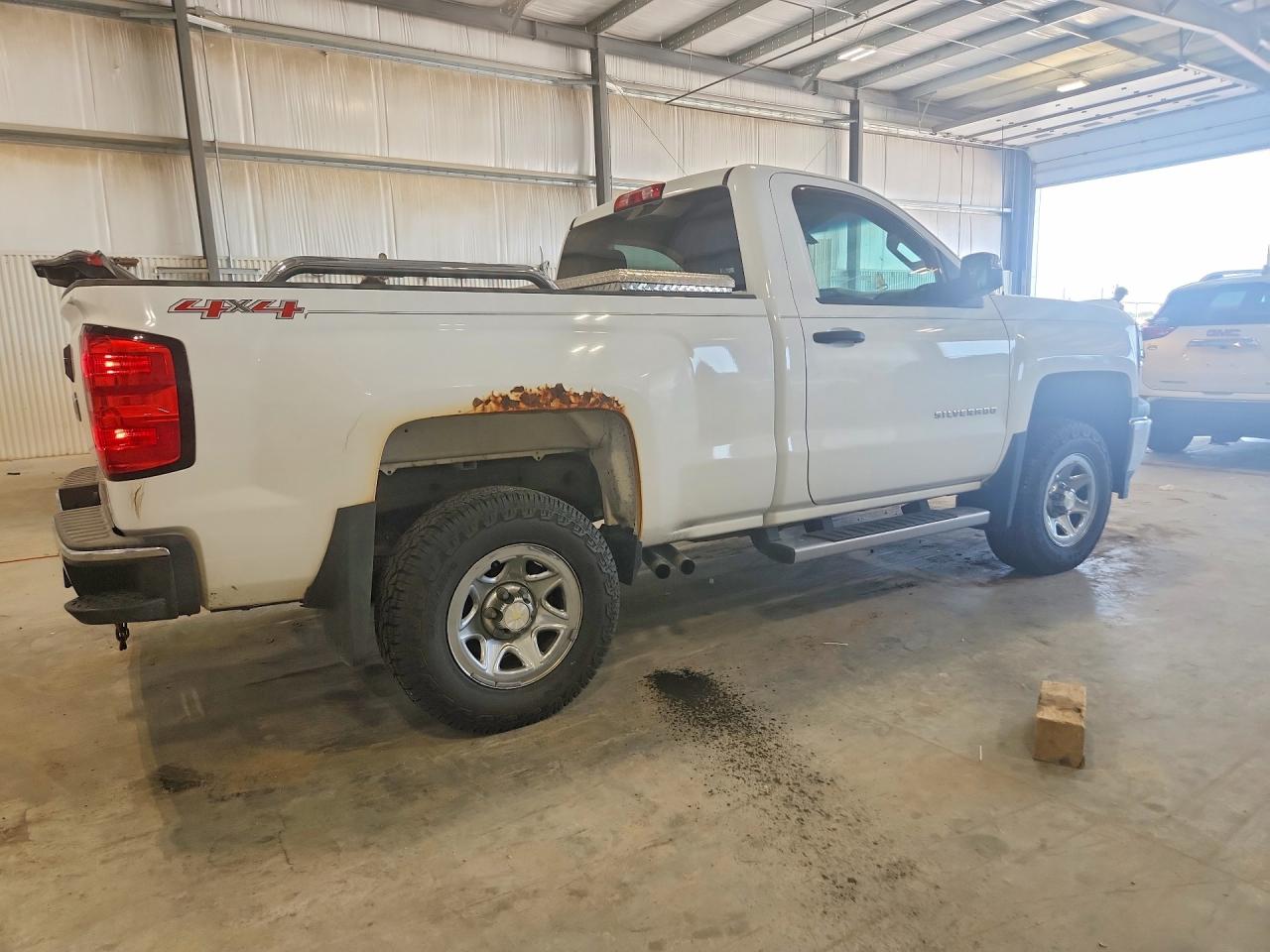 2015 Chevrolet Silverado K1500 White vin: 1GCNKPEC2FZ241283