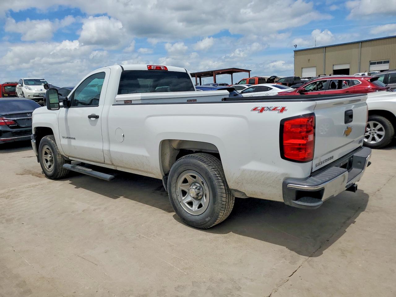 2014 Chevrolet Silverado K1500 White vin: 1GCNKPEC3EZ276865