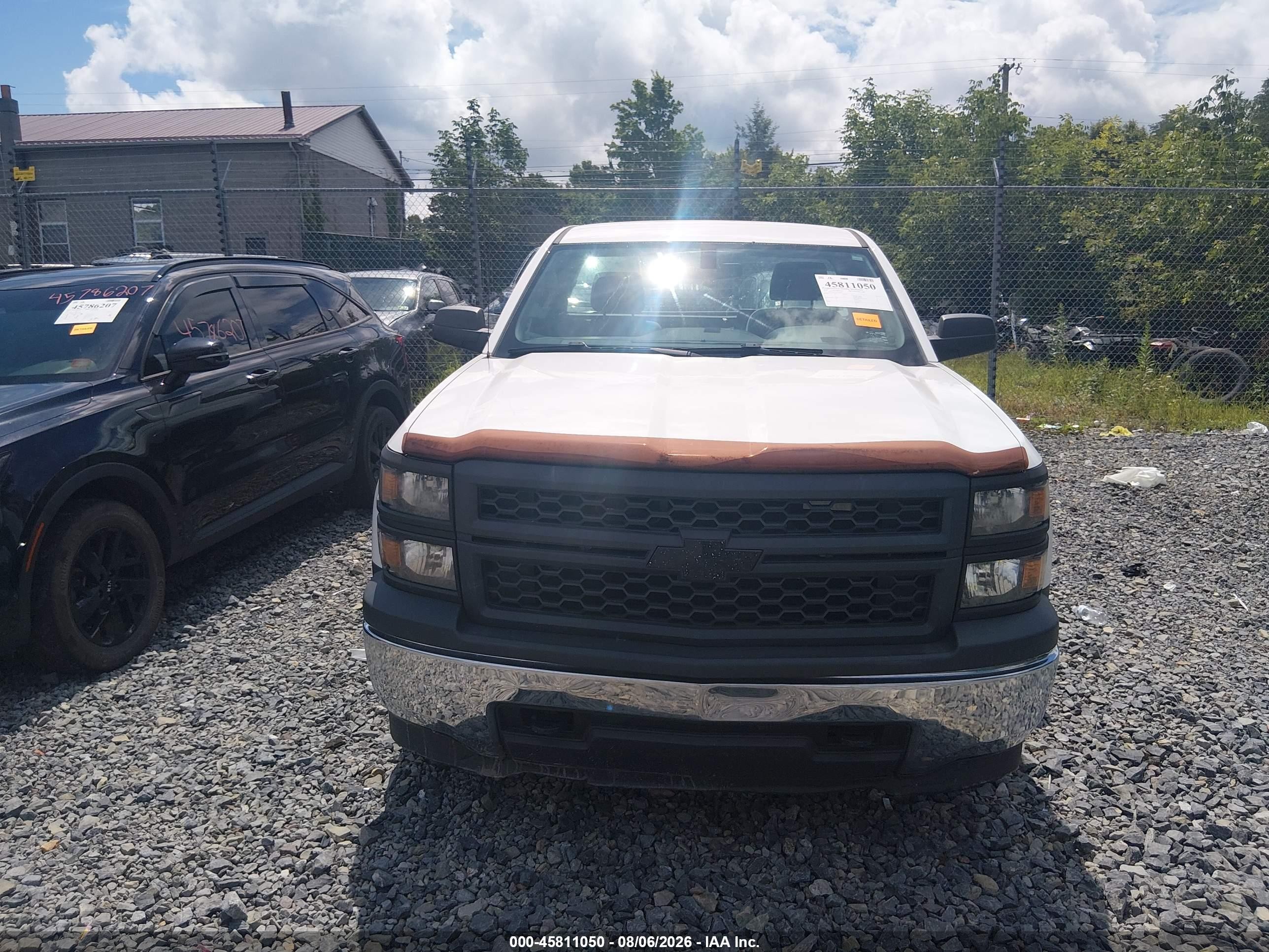 2014 Chevrolet Silverado 1500 Work Truck White vin: 1GCNKPEC5EZ282456