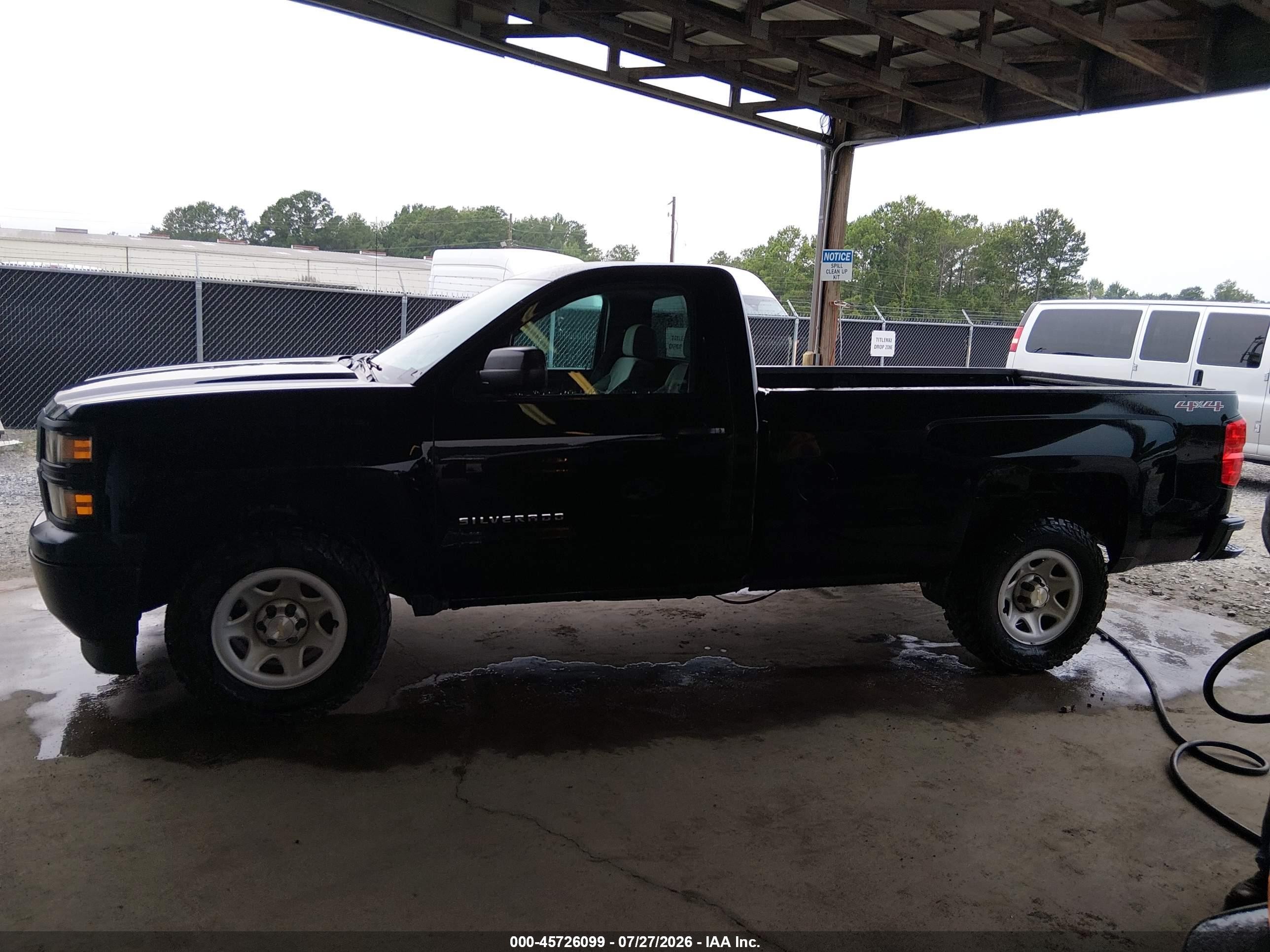 2015 Chevrolet Silverado 1500 Work Truck Черный vin: 1GCNKPEH1FZ368831