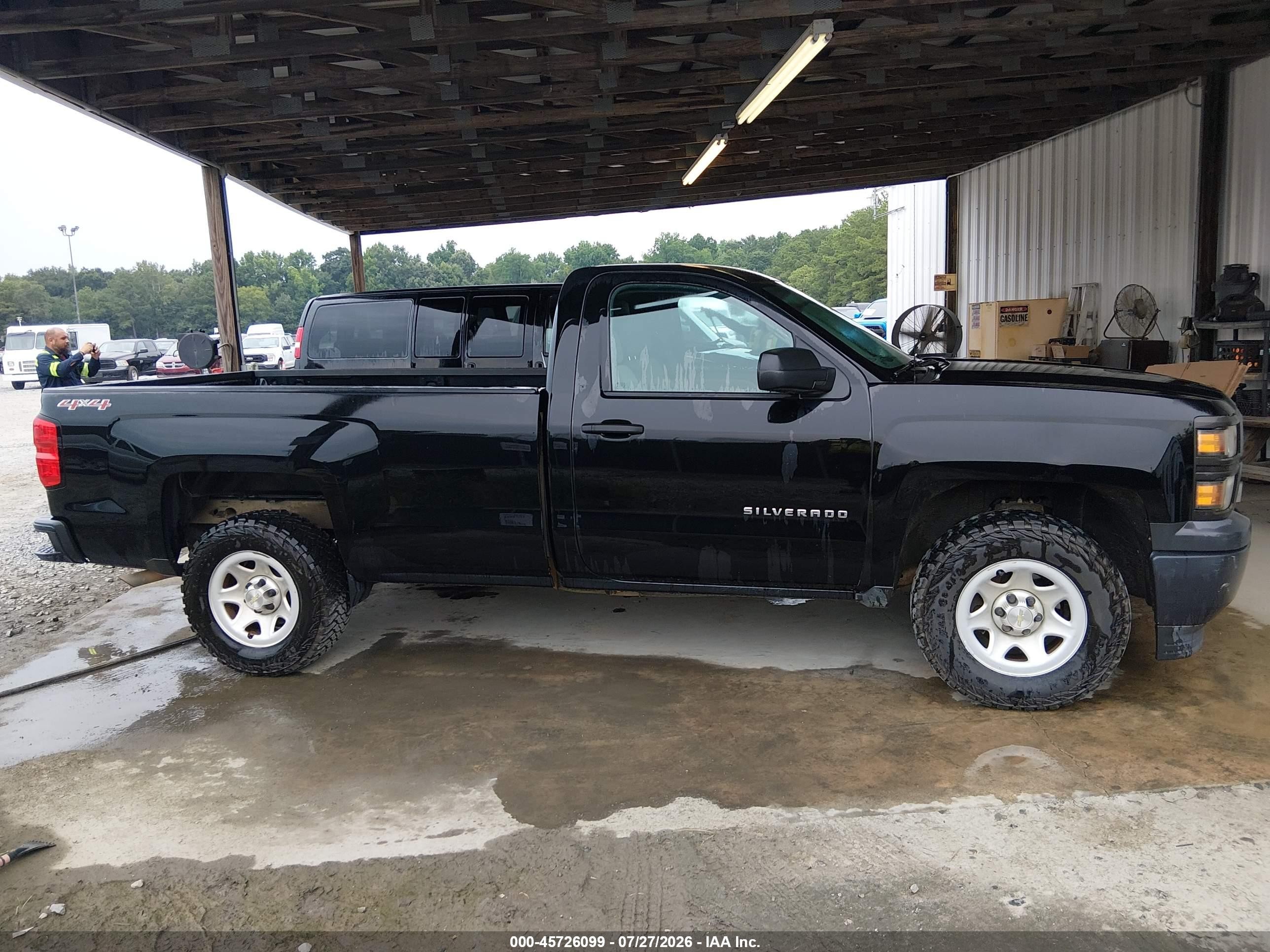 2015 Chevrolet Silverado 1500 Work Truck Черный vin: 1GCNKPEH1FZ368831