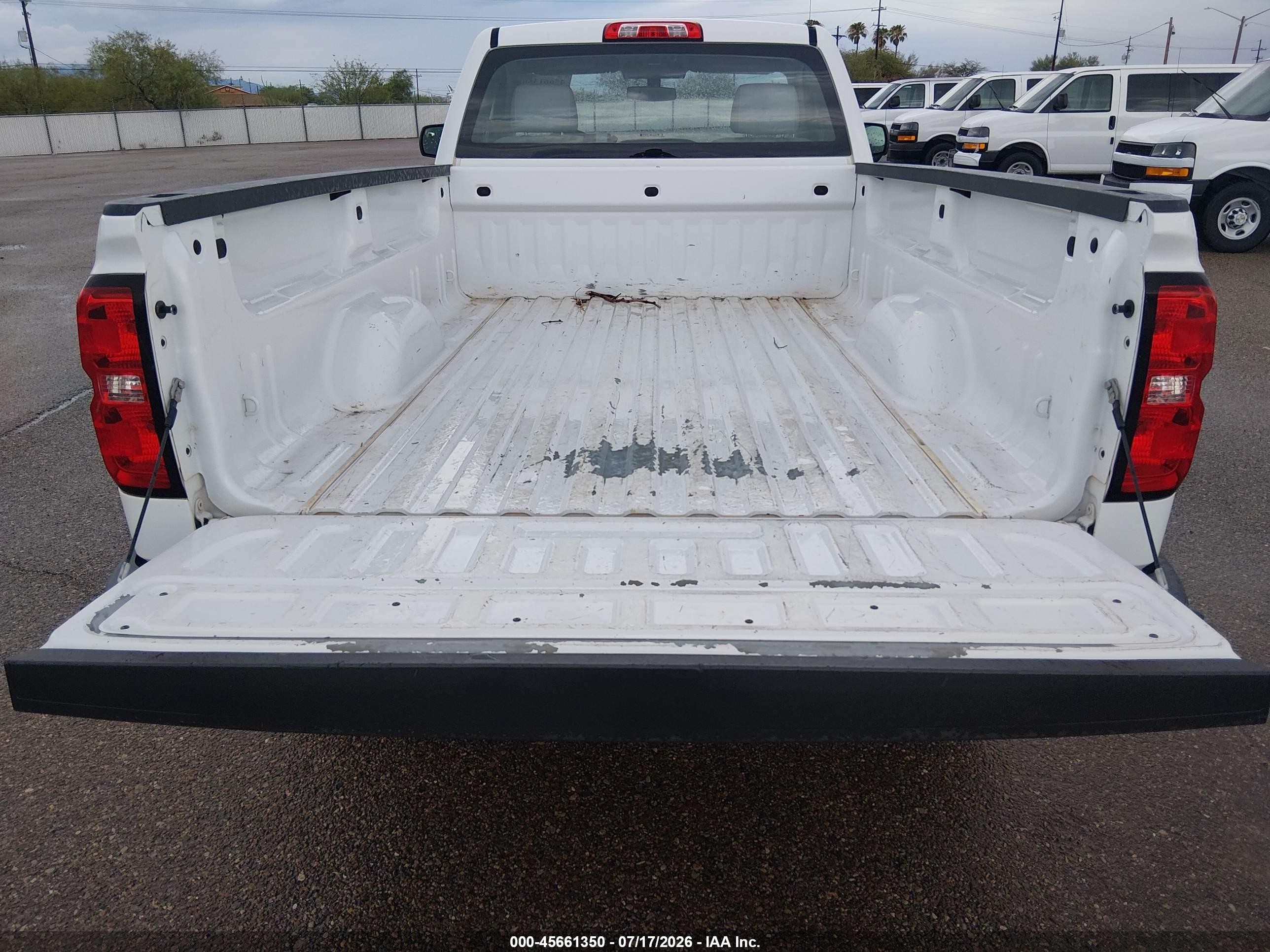2015 Chevrolet Silverado 1500 Work Truck White vin: 1GCNKPEH5FZ342376