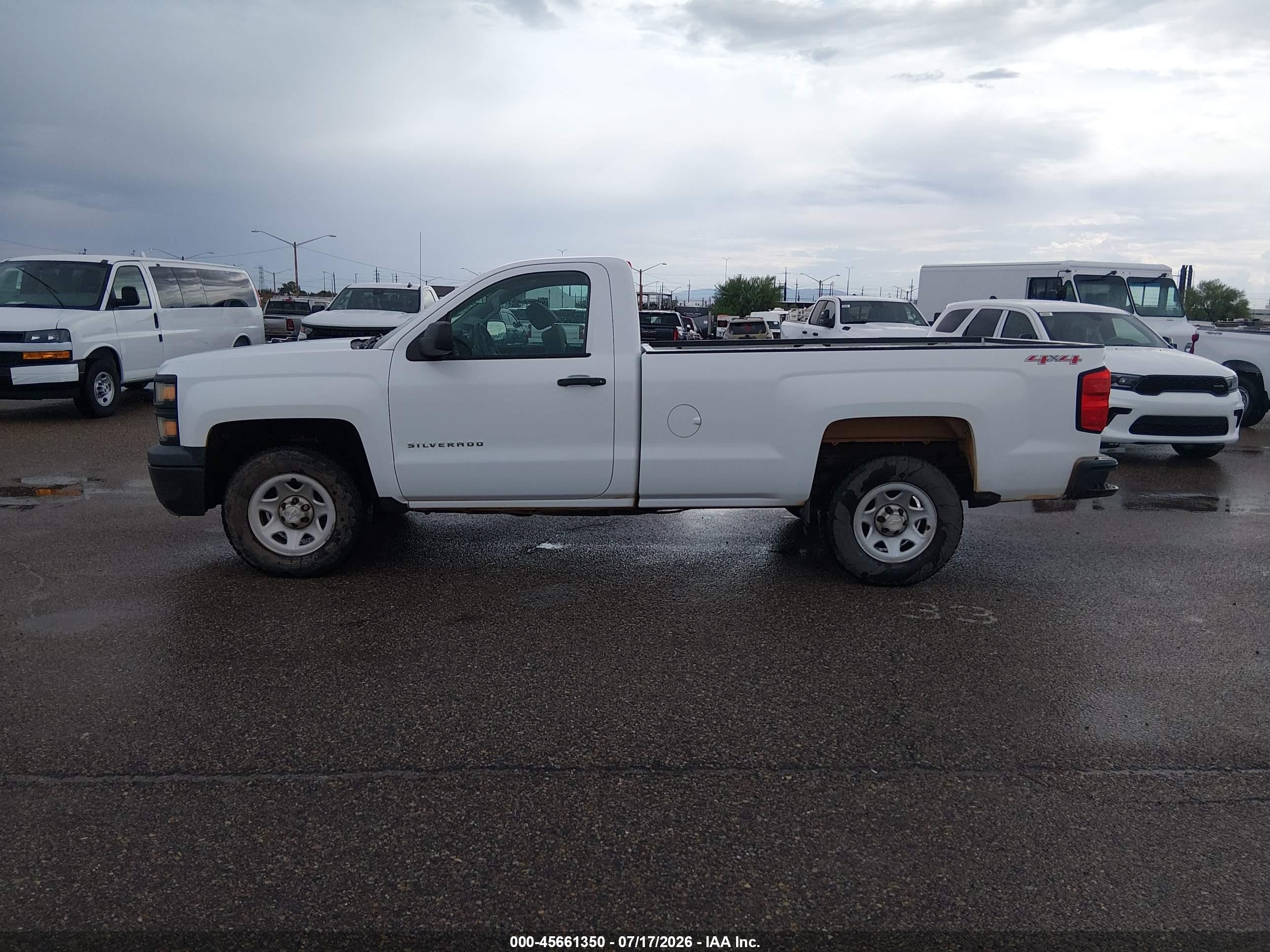 2015 Chevrolet Silverado 1500 Work Truck White vin: 1GCNKPEH5FZ342376