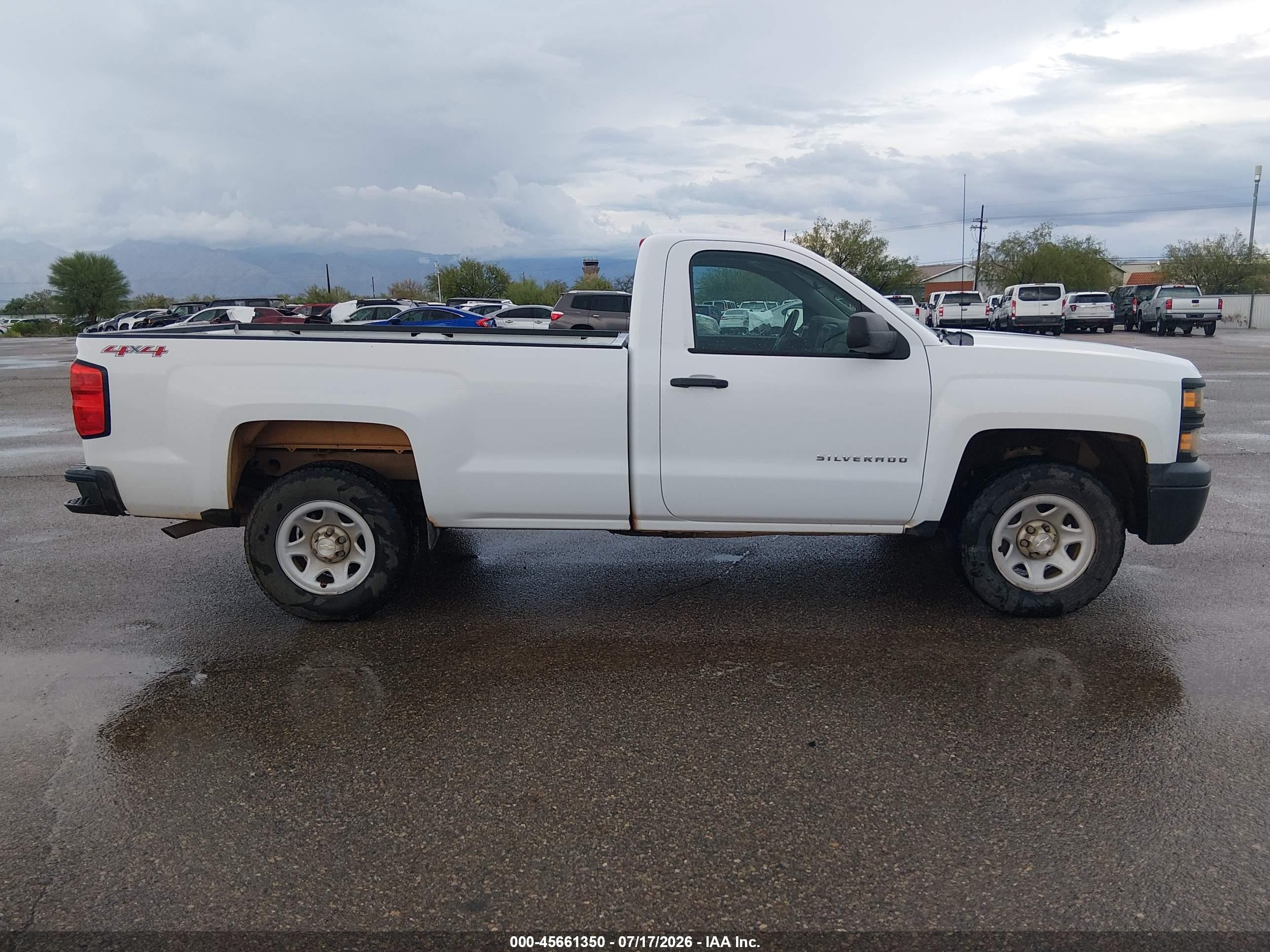 2015 Chevrolet Silverado 1500 Work Truck White vin: 1GCNKPEH5FZ342376