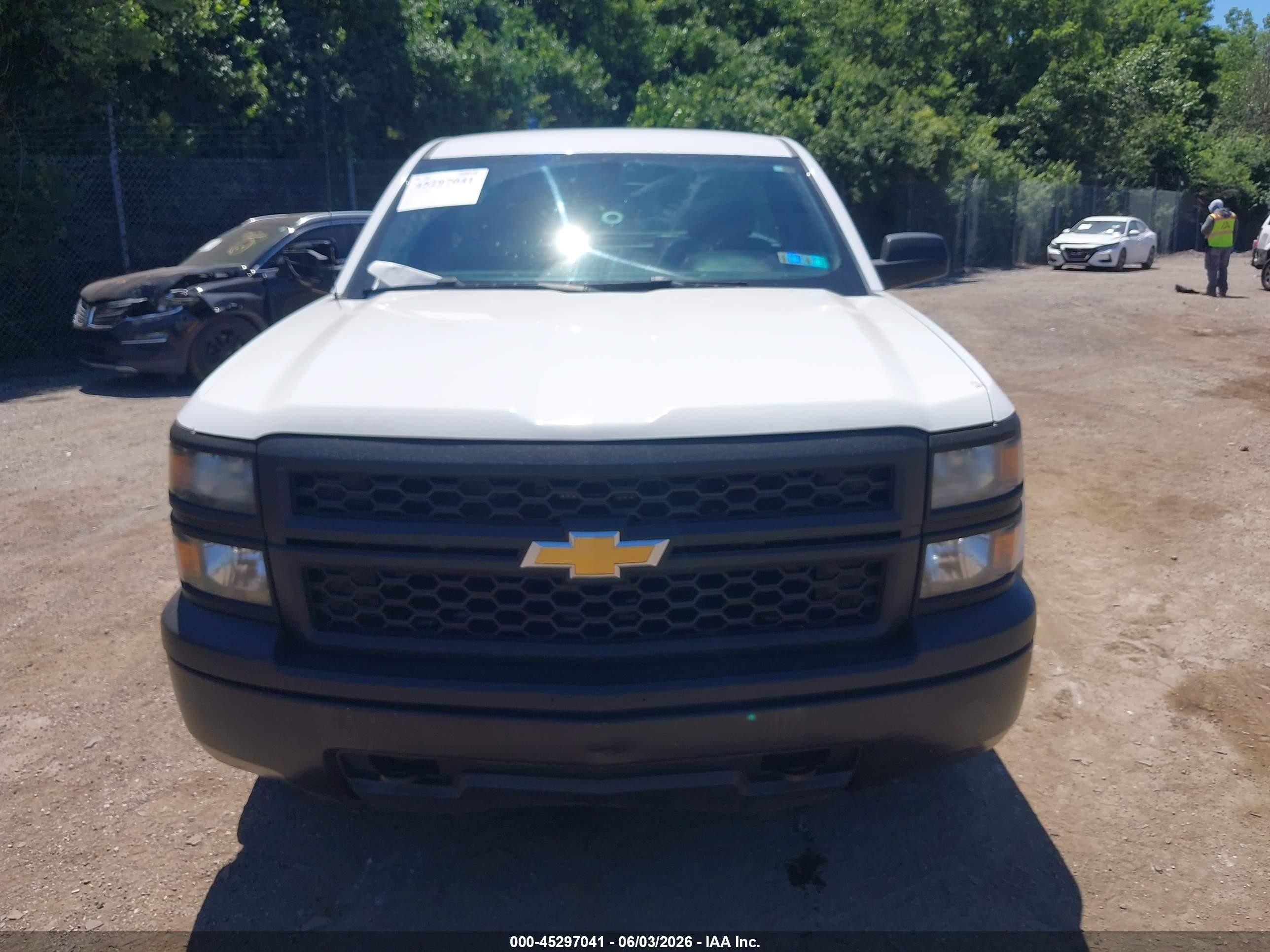 2014 Chevrolet Silverado 1500 Work Truck 1wt vin: 1GCNKPEH8EZ287243