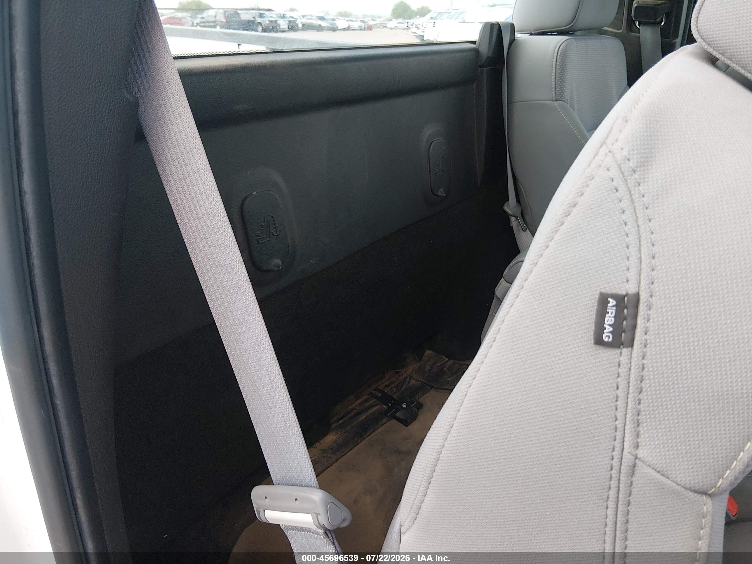 2015 Chevrolet Silverado 1500 Work Truck White vin: 1GCNKPEH8FZ342811