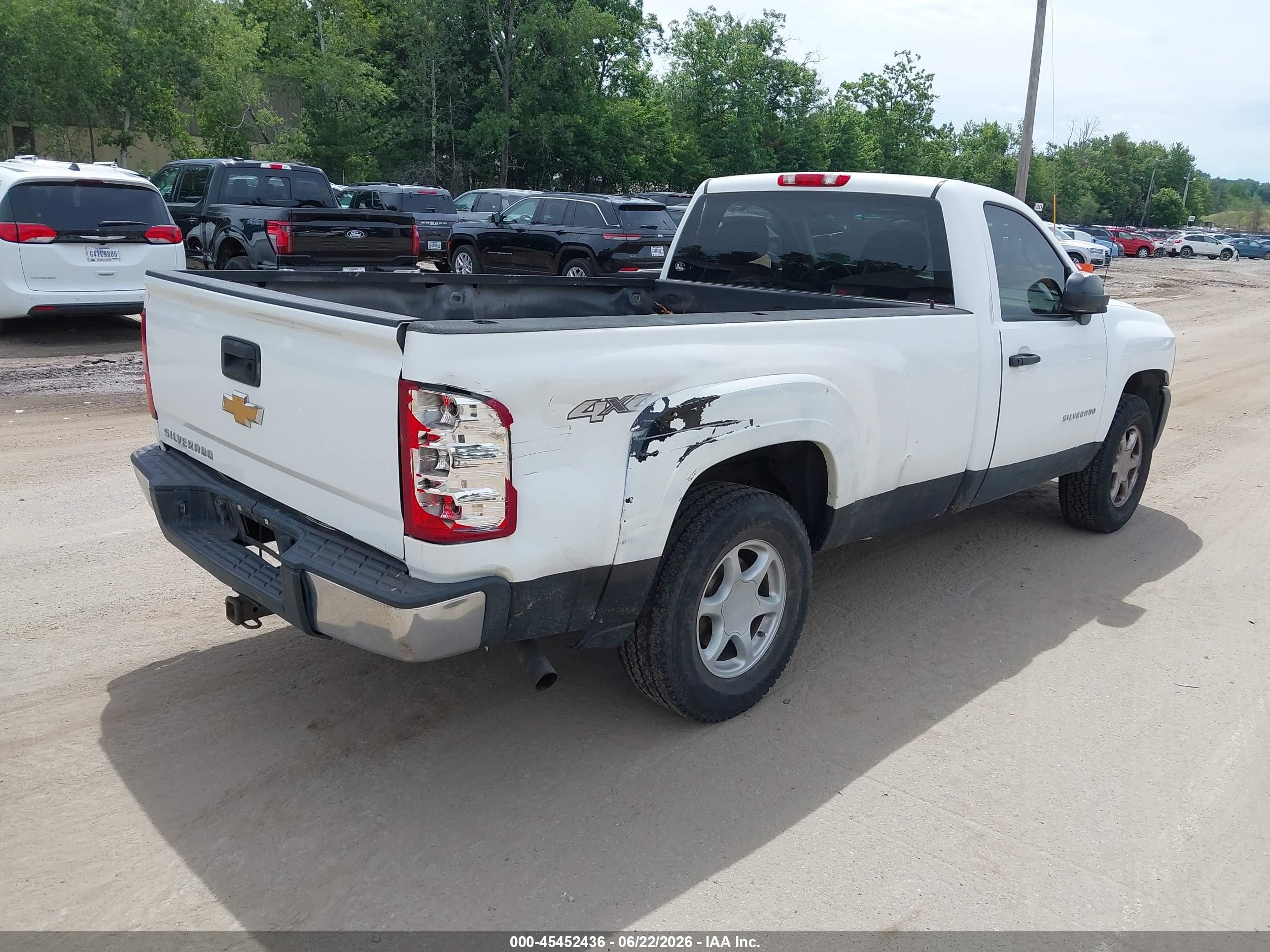 2012 Chevrolet Silverado 1500 Work Truck White vin: 1GCNKPEX6CZ245660