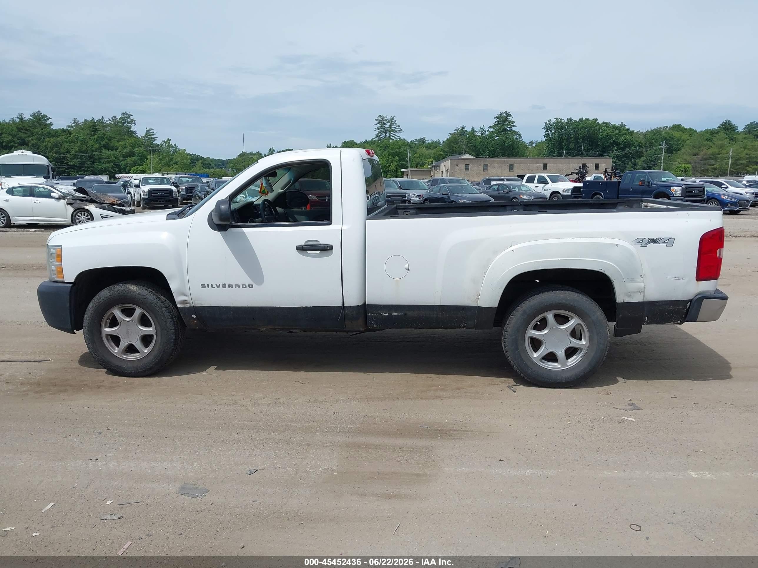 2012 Chevrolet Silverado 1500 Work Truck White vin: 1GCNKPEX6CZ245660