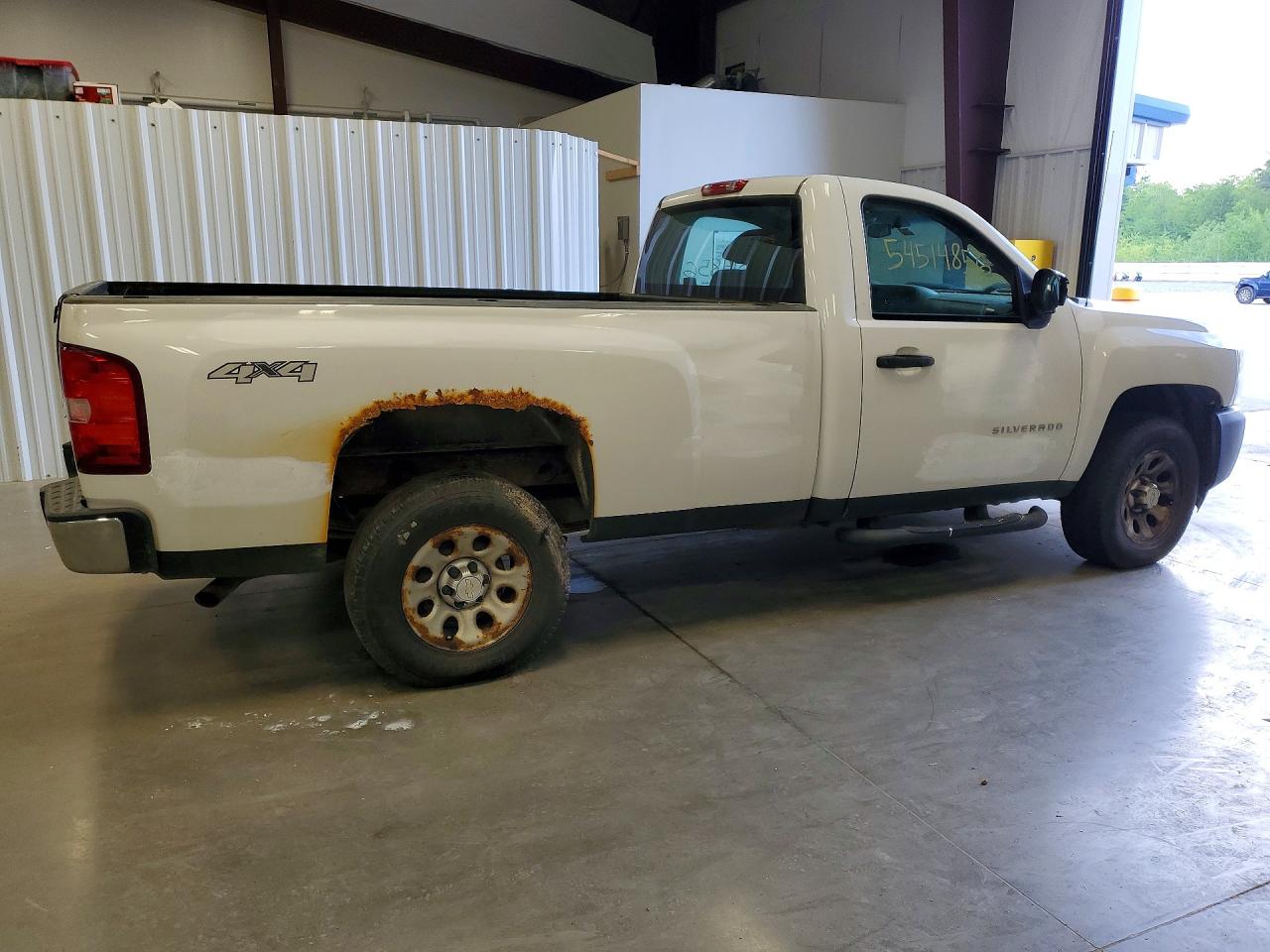 2013 Chevrolet Silverado K1500 White vin: 1GCNKPEX8DZ148817